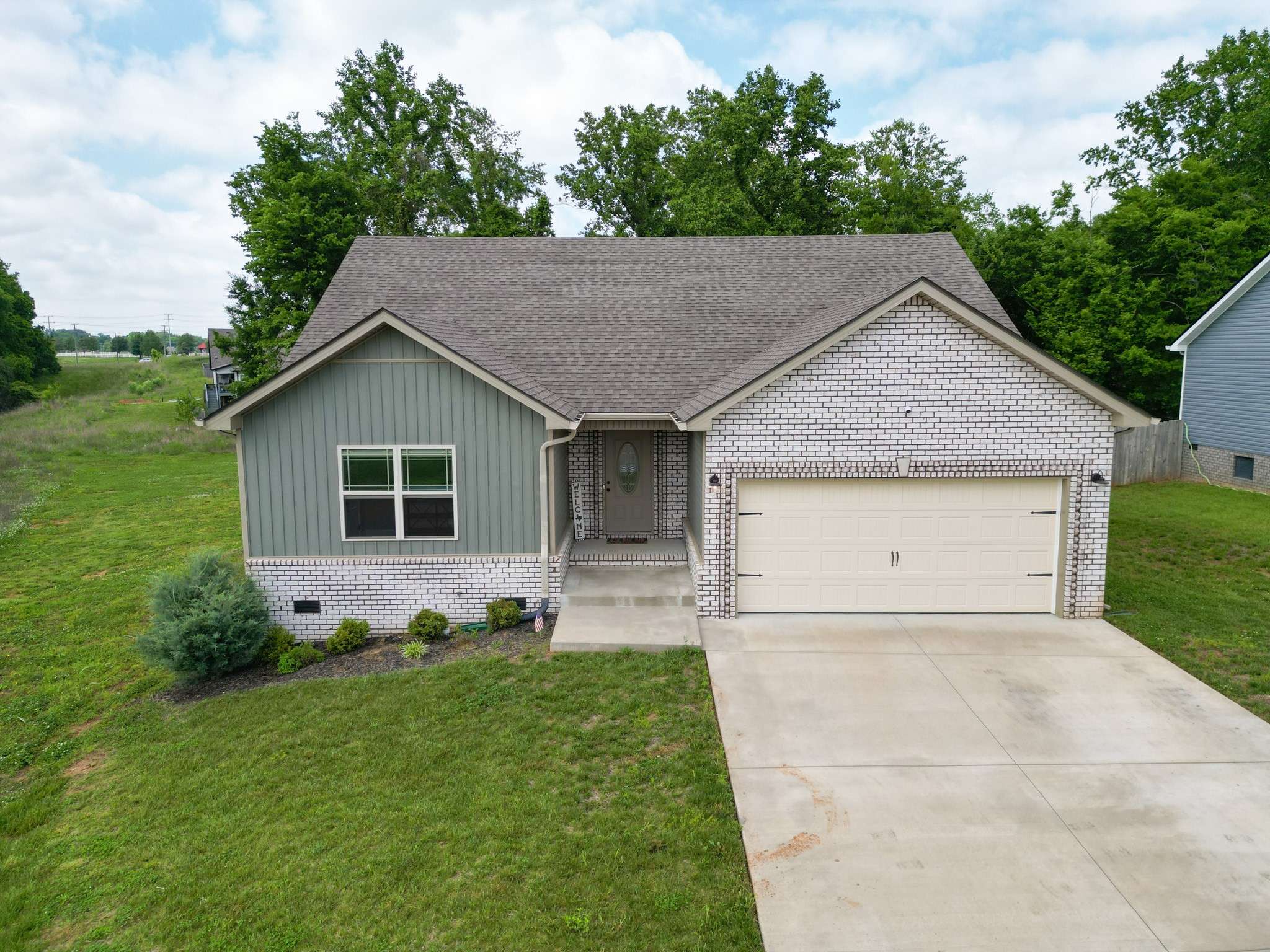 Clarksville, TN 37042,2221 Allen Griffey Rd