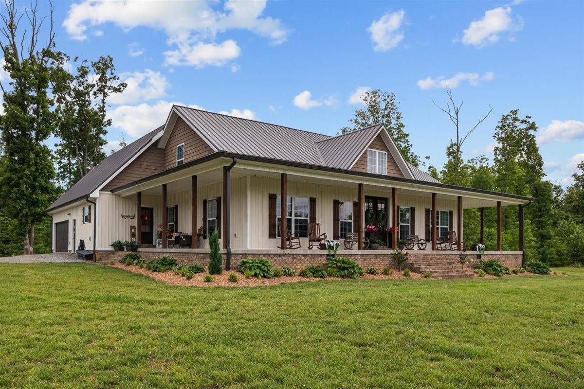 Mc Ewen, TN 37101,3571 Old Blacktop Rd