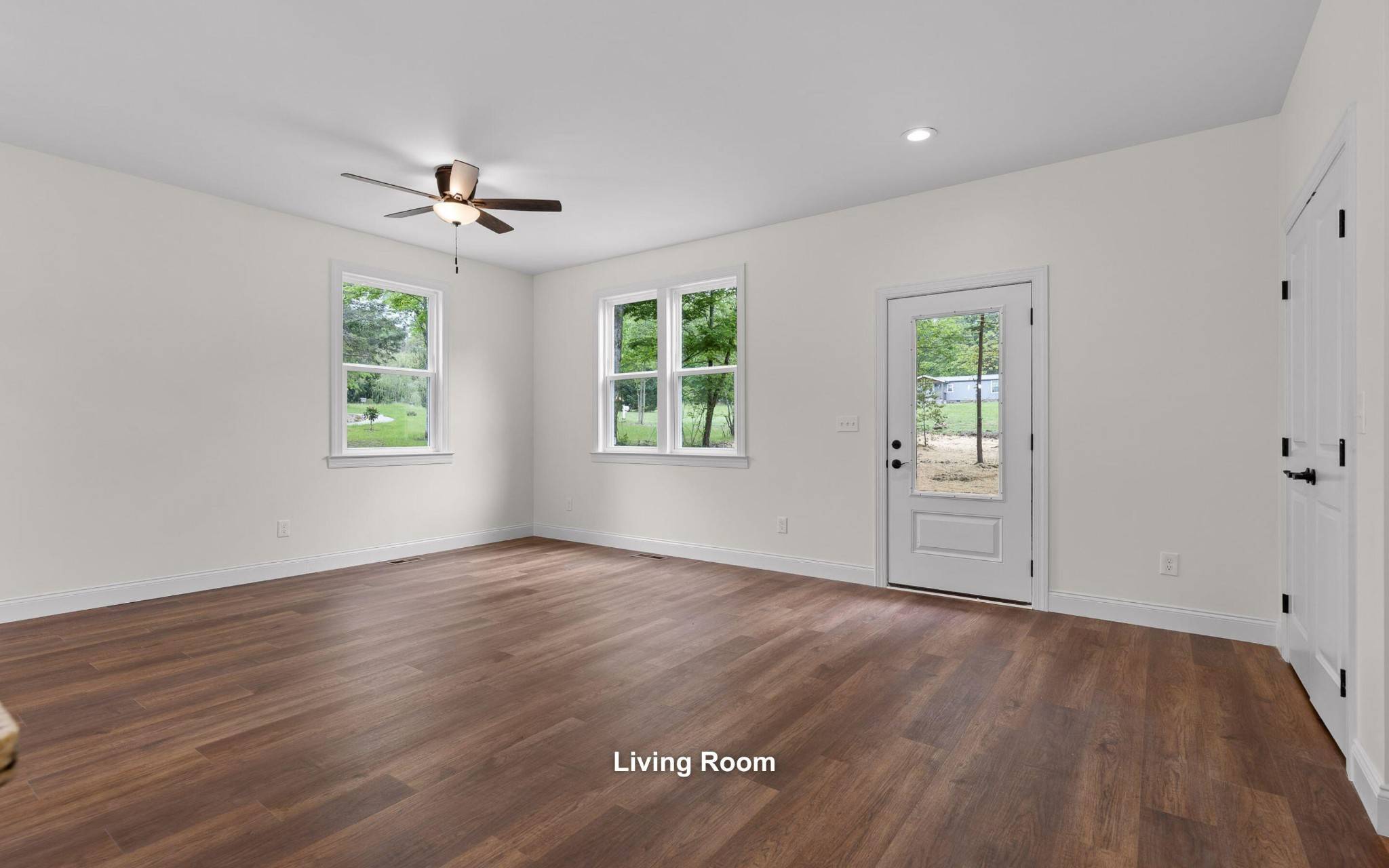 Signal Mountain, TN 37377,196 Grayson Way