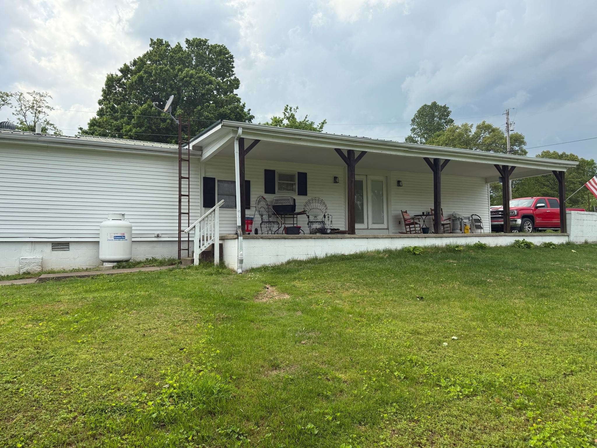 Scottsville, KY 42164,3783 Old Gallatin Rd