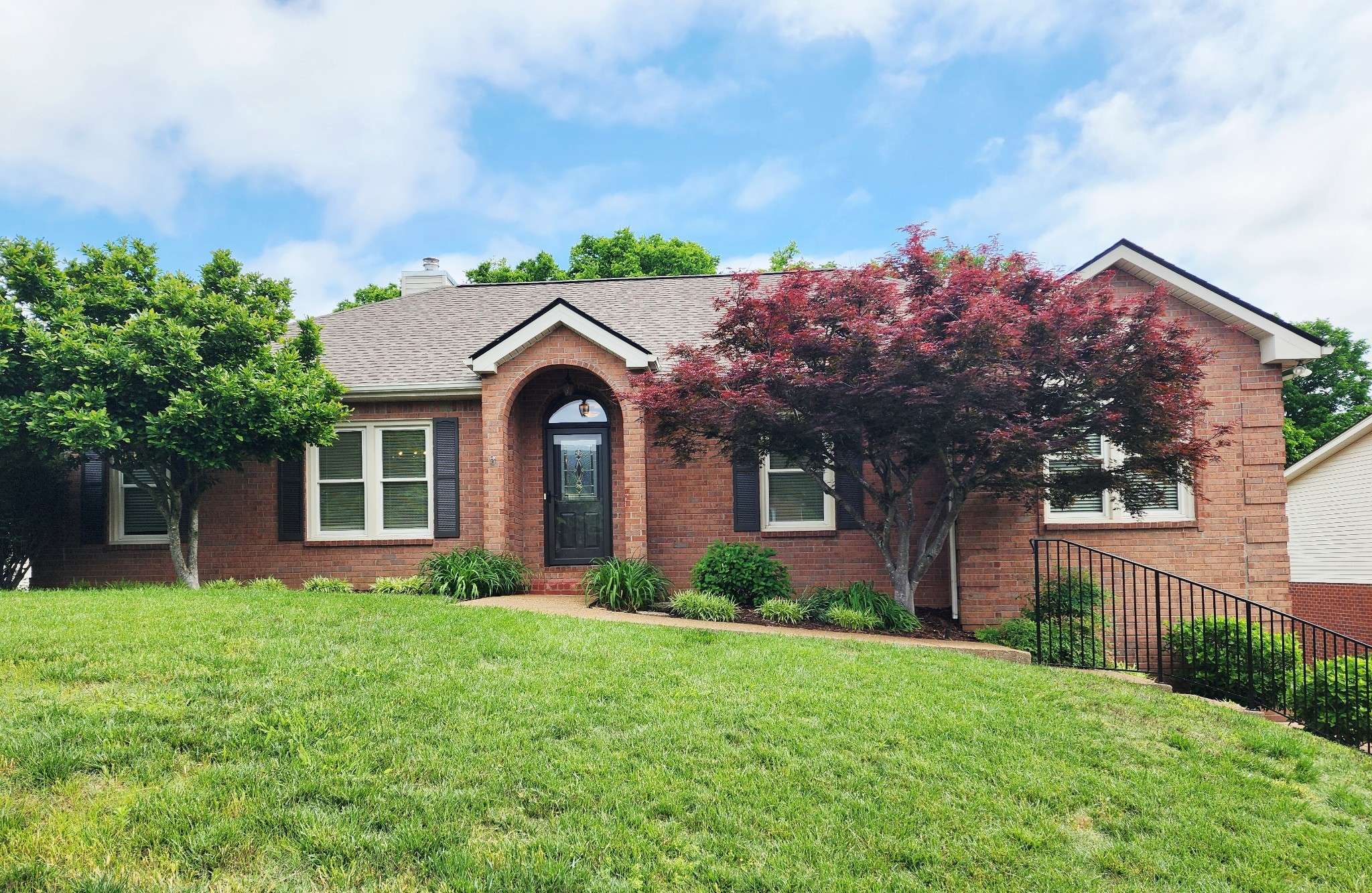 Nashville, TN 37221,6716 Autumnwood Dr