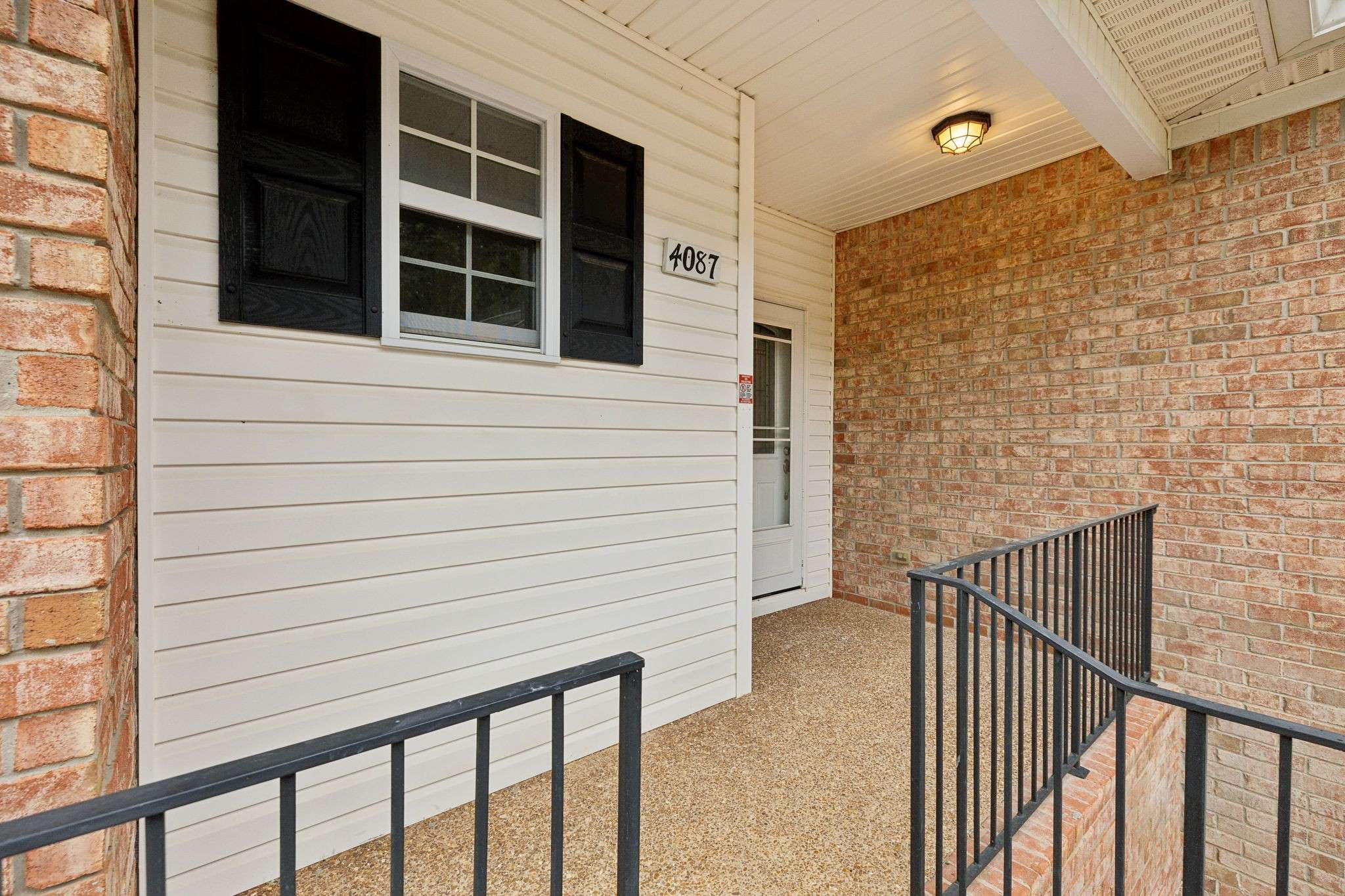 Greenbrier, TN 37073,4087 Summit Dr