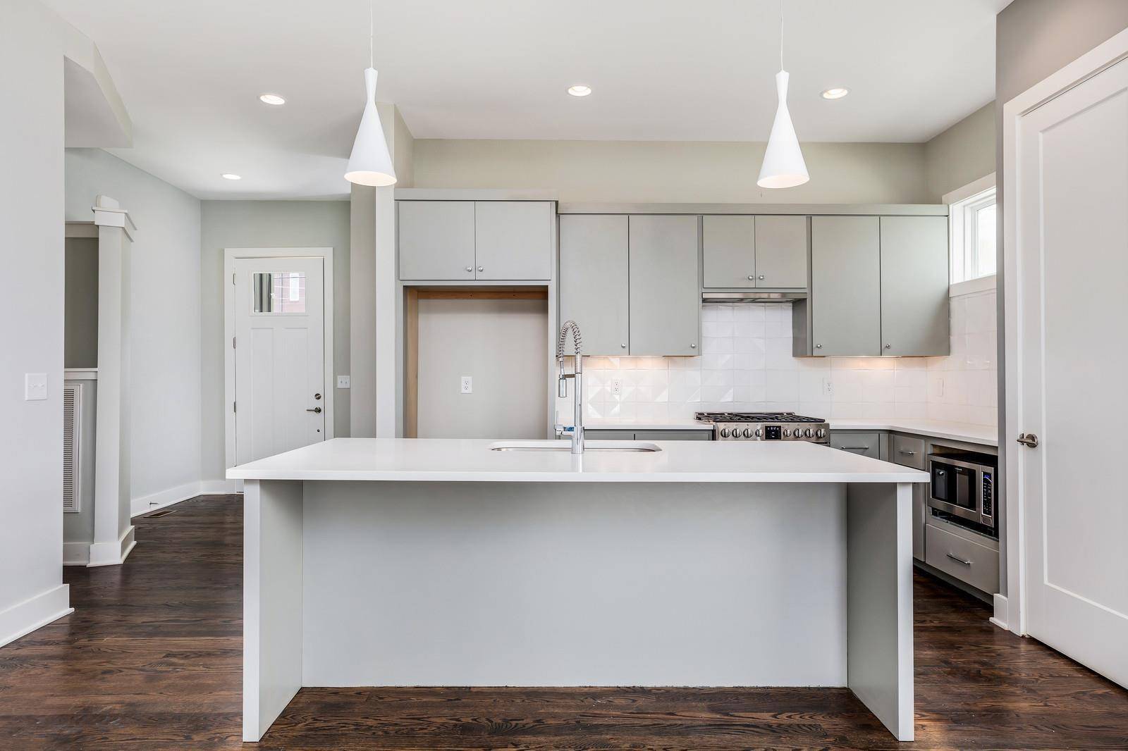 Nashville, TN 37203,916 Southside Pl