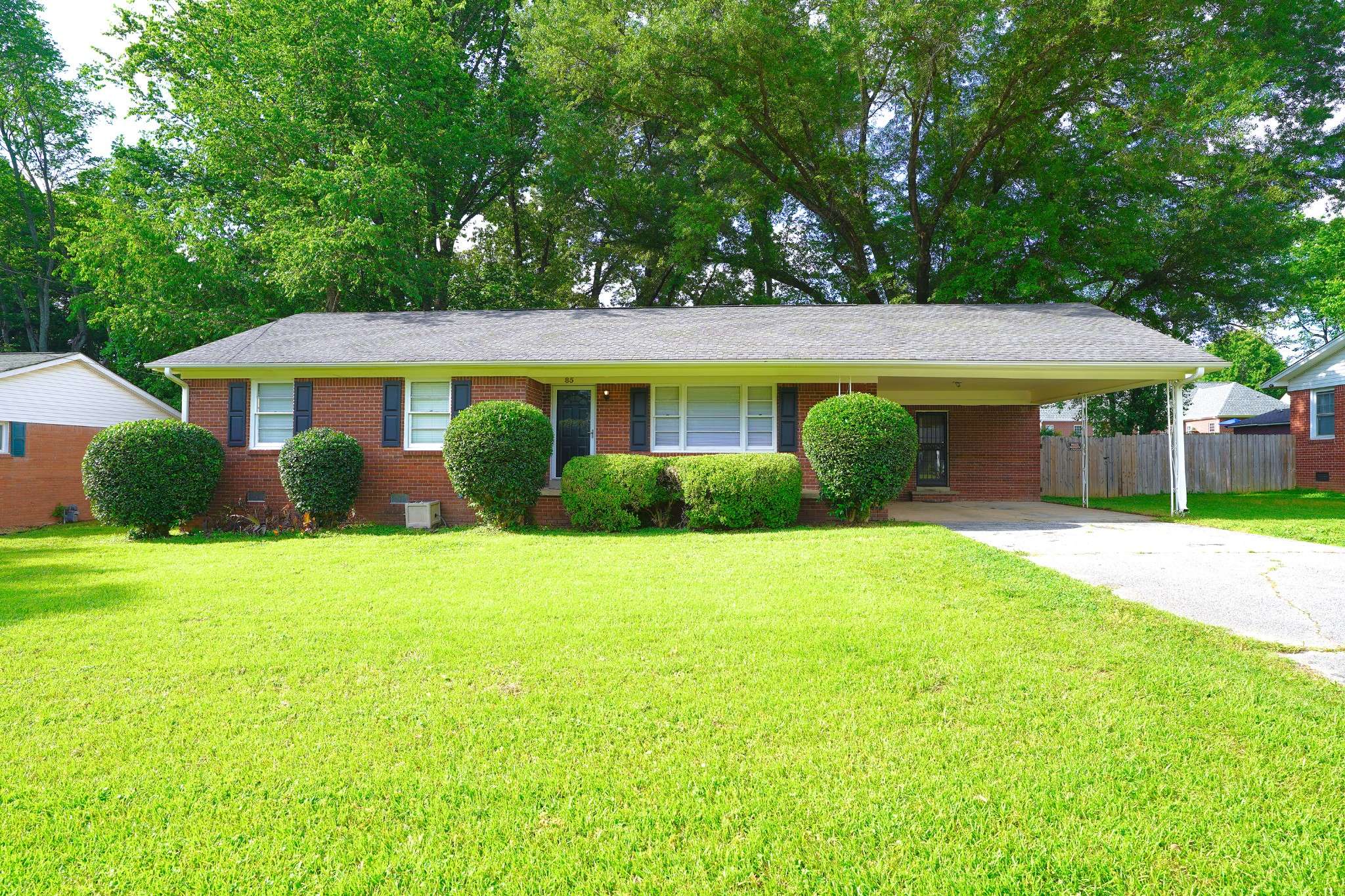 Jackson, TN 38305,85 Charjean Dr