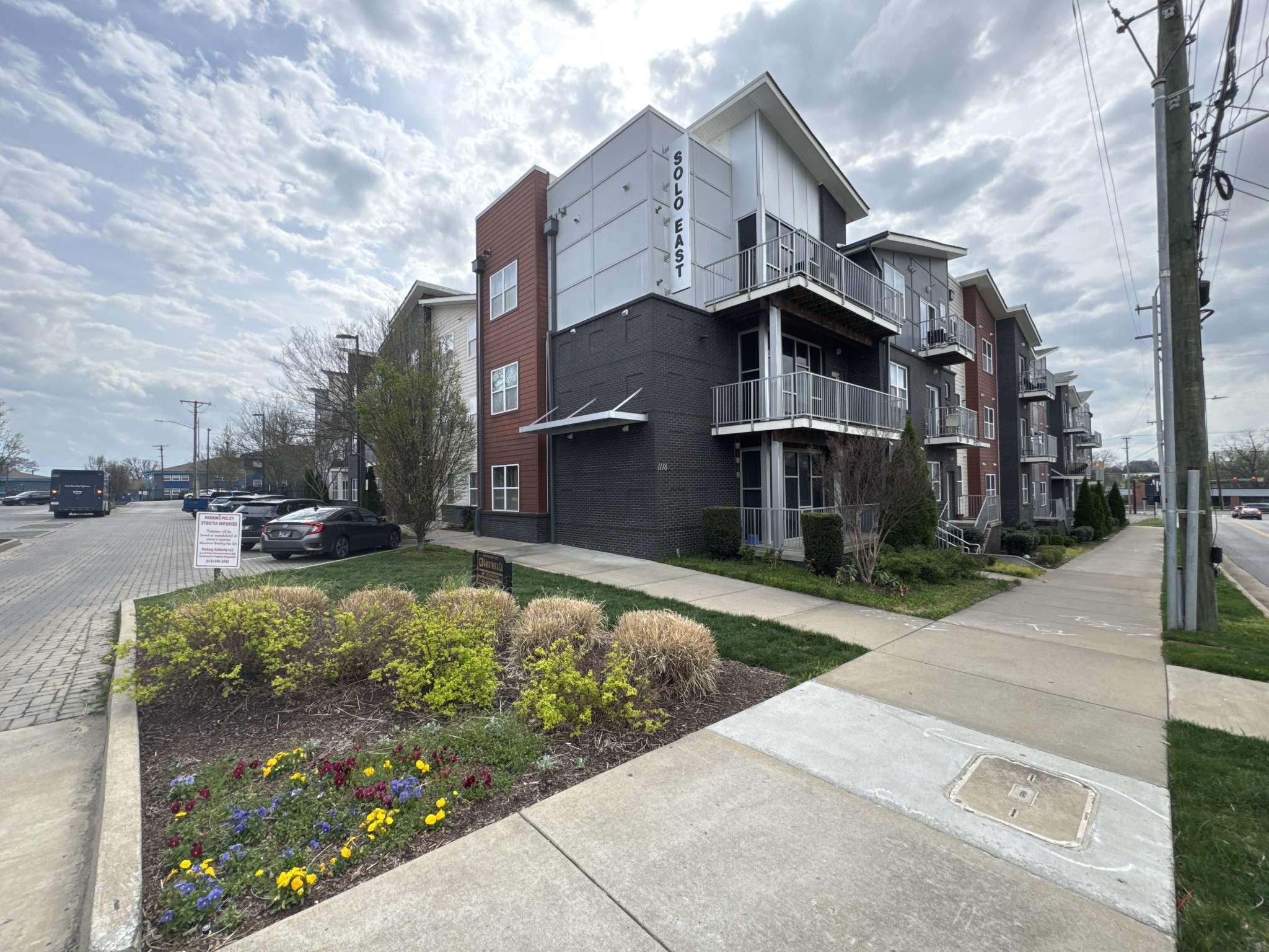 Nashville, TN 37216,1118 Litton Ave #109