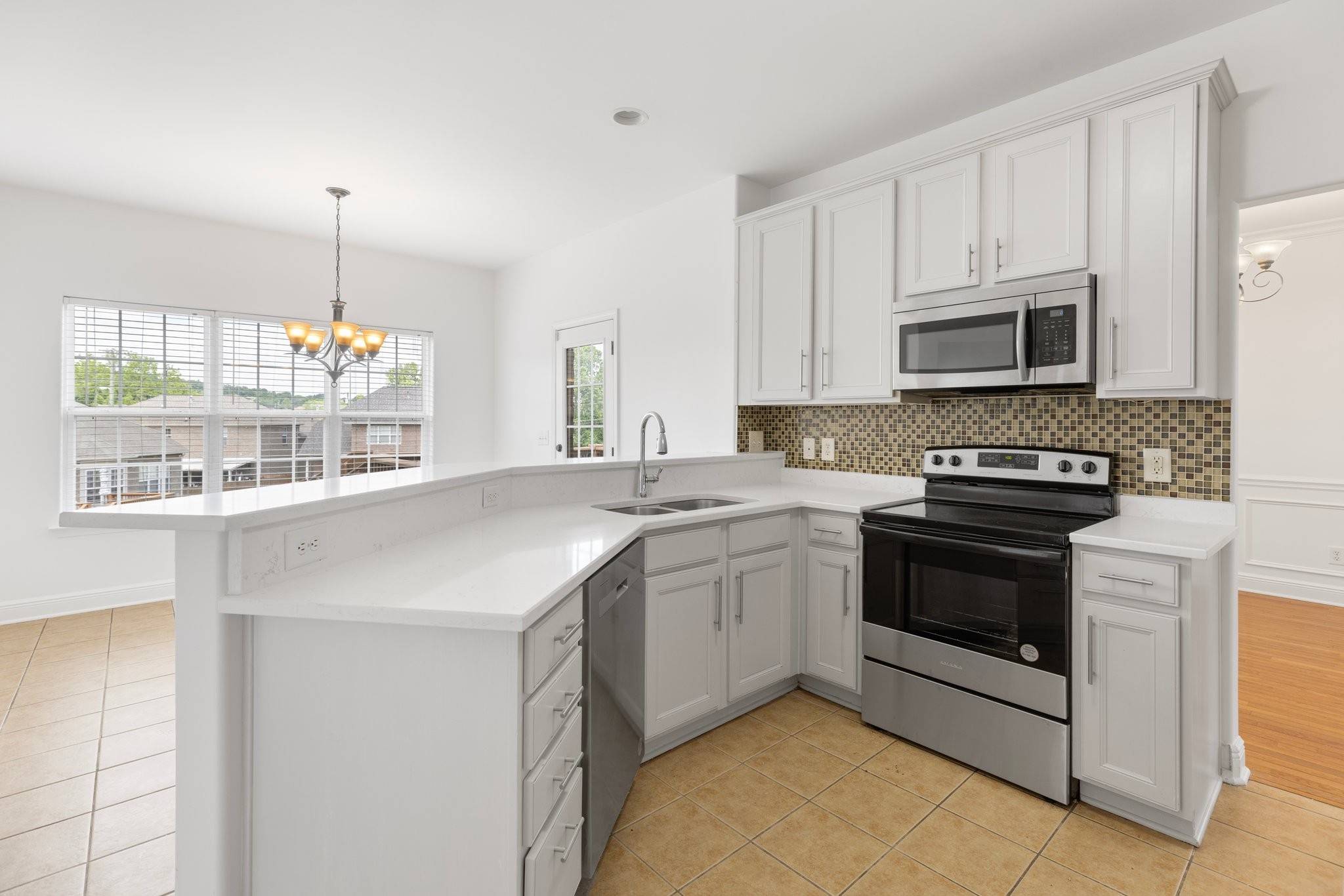 Antioch, TN 37013,705 Candy Apple Cv