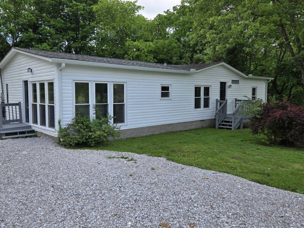 Castalian Springs, TN 37031,525 Corum Hill Rd