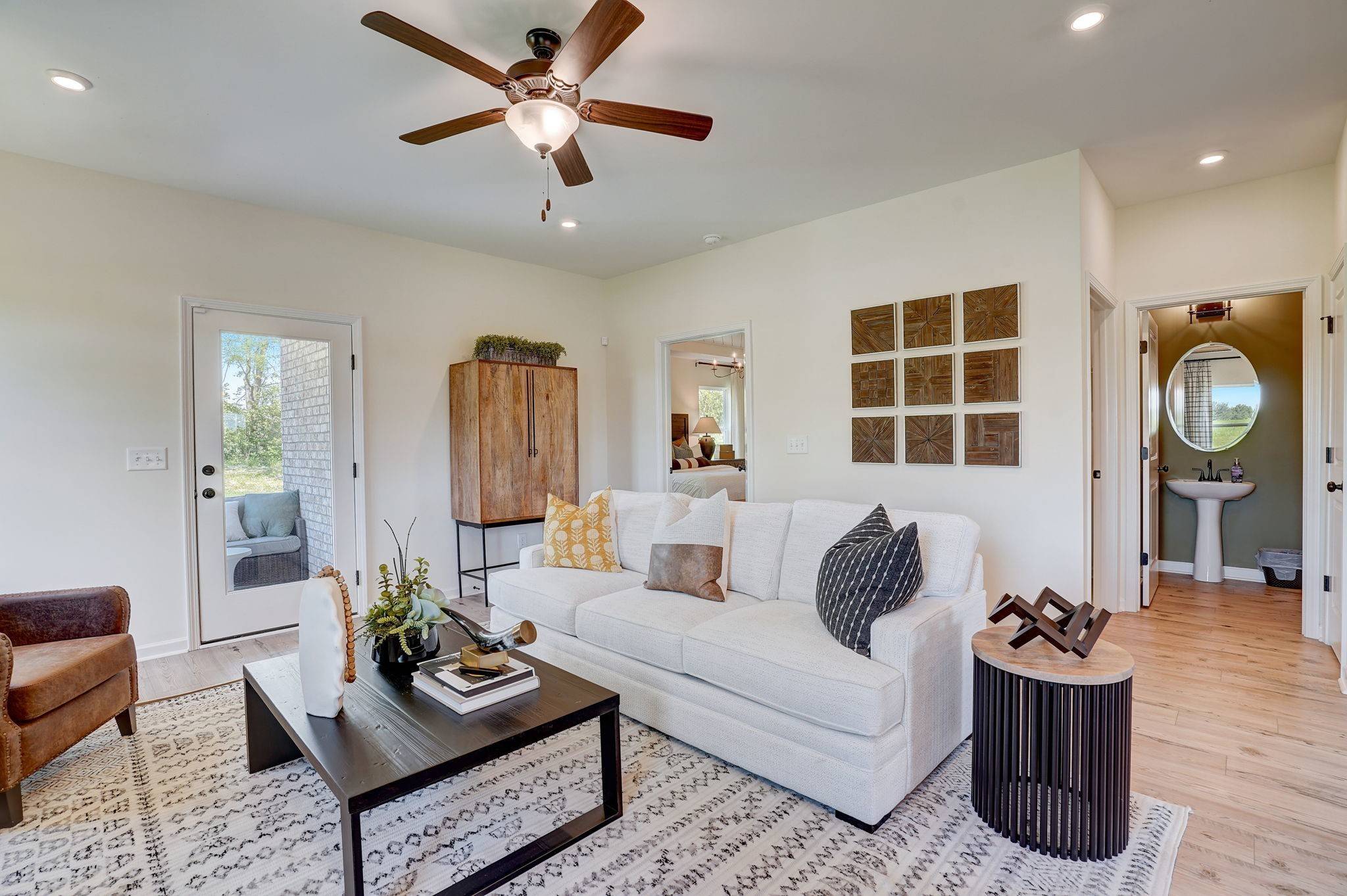 Clarksville, TN 37043,1413 English Oak Drive