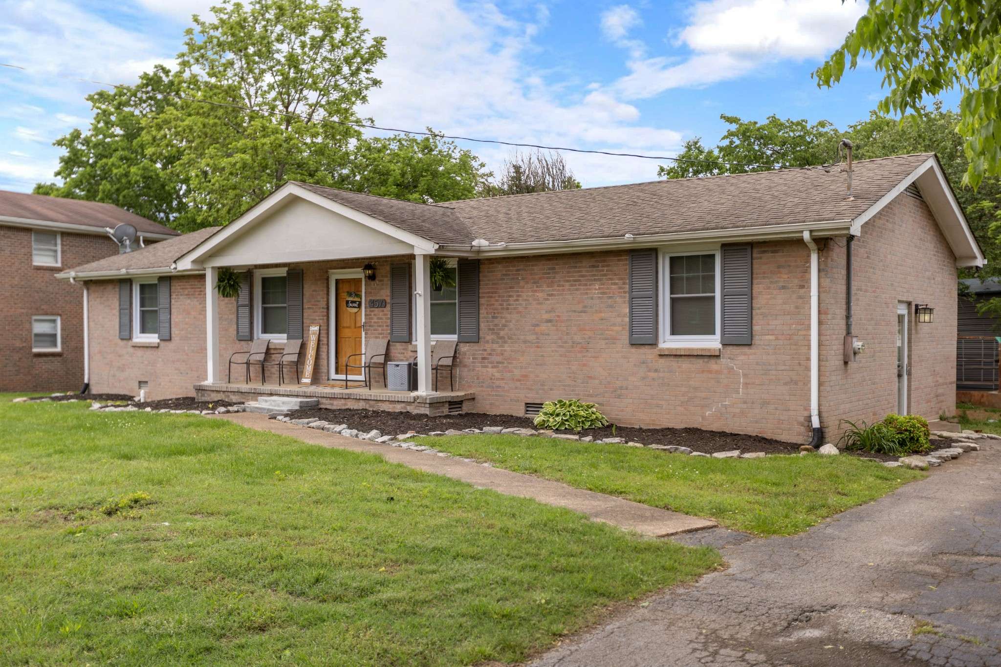 Antioch, TN 37013,457 Cedarcliff Rd