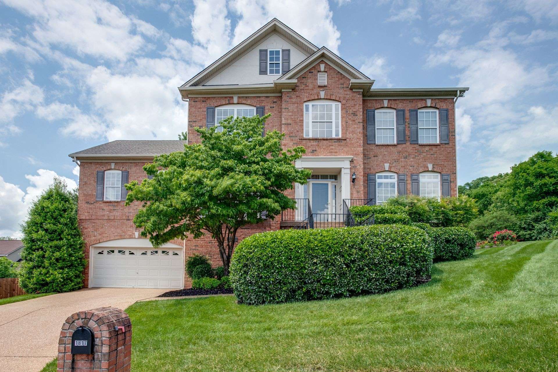 Nashville, TN 37211,1817 Apple Ridge Cir