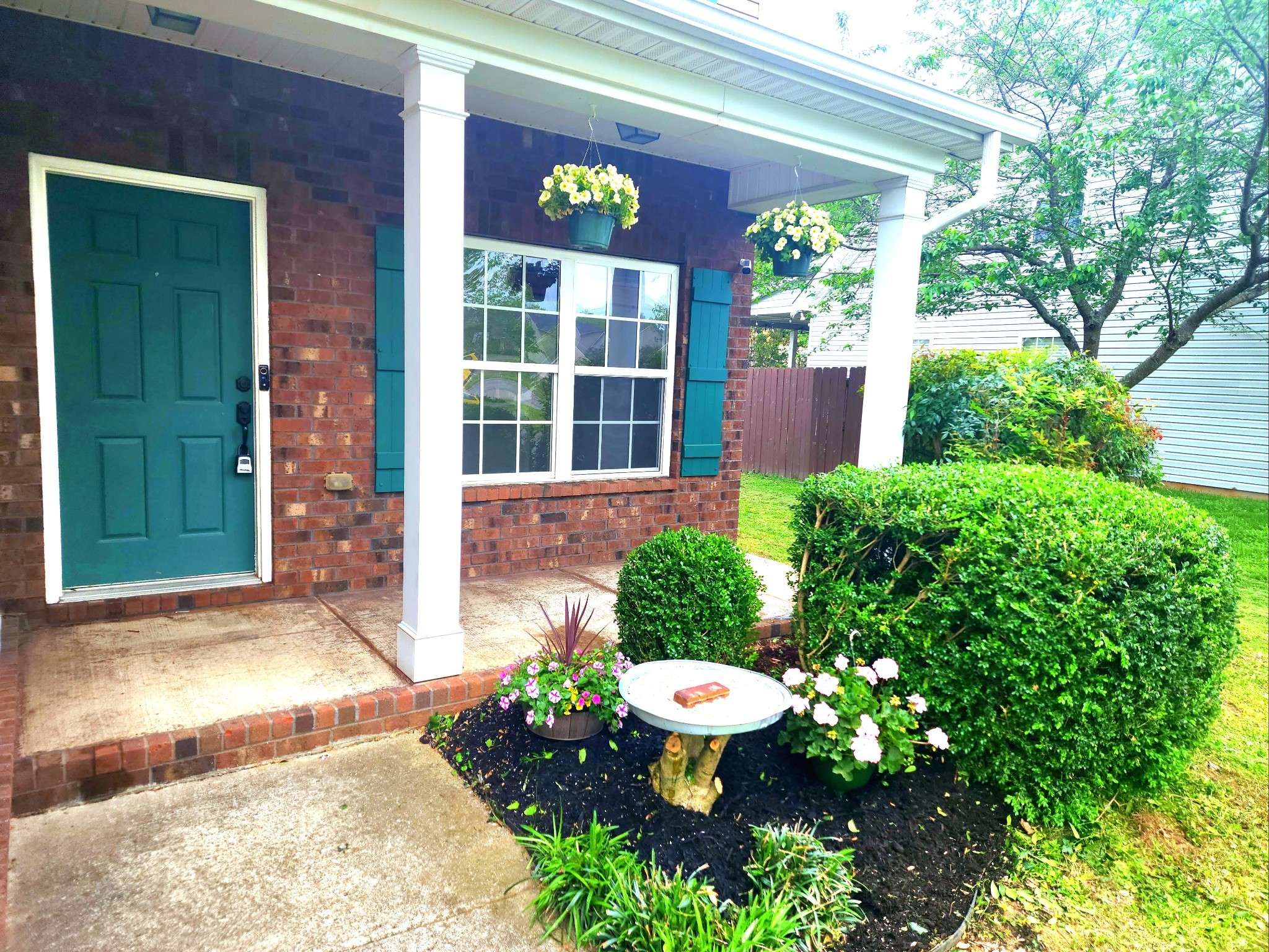 Smyrna, TN 37167,207 Neal Ave