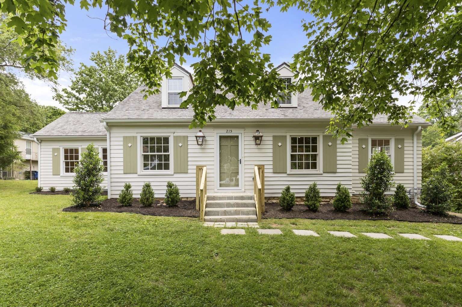 Franklin, TN 37064,215 Lewisburg Ave