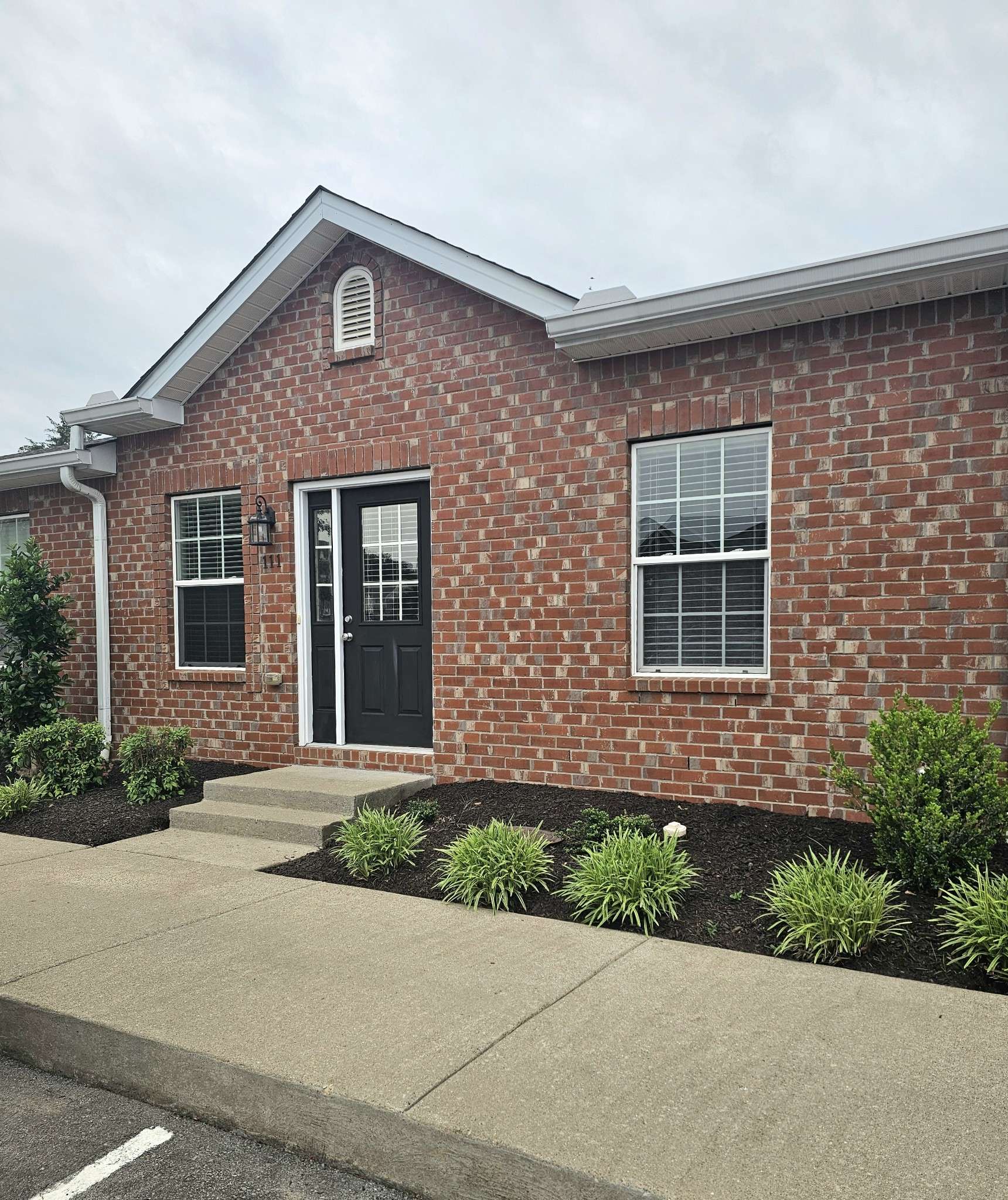 Mount Juliet, TN 37122,1040 Charlie Daniels Pkwy #111