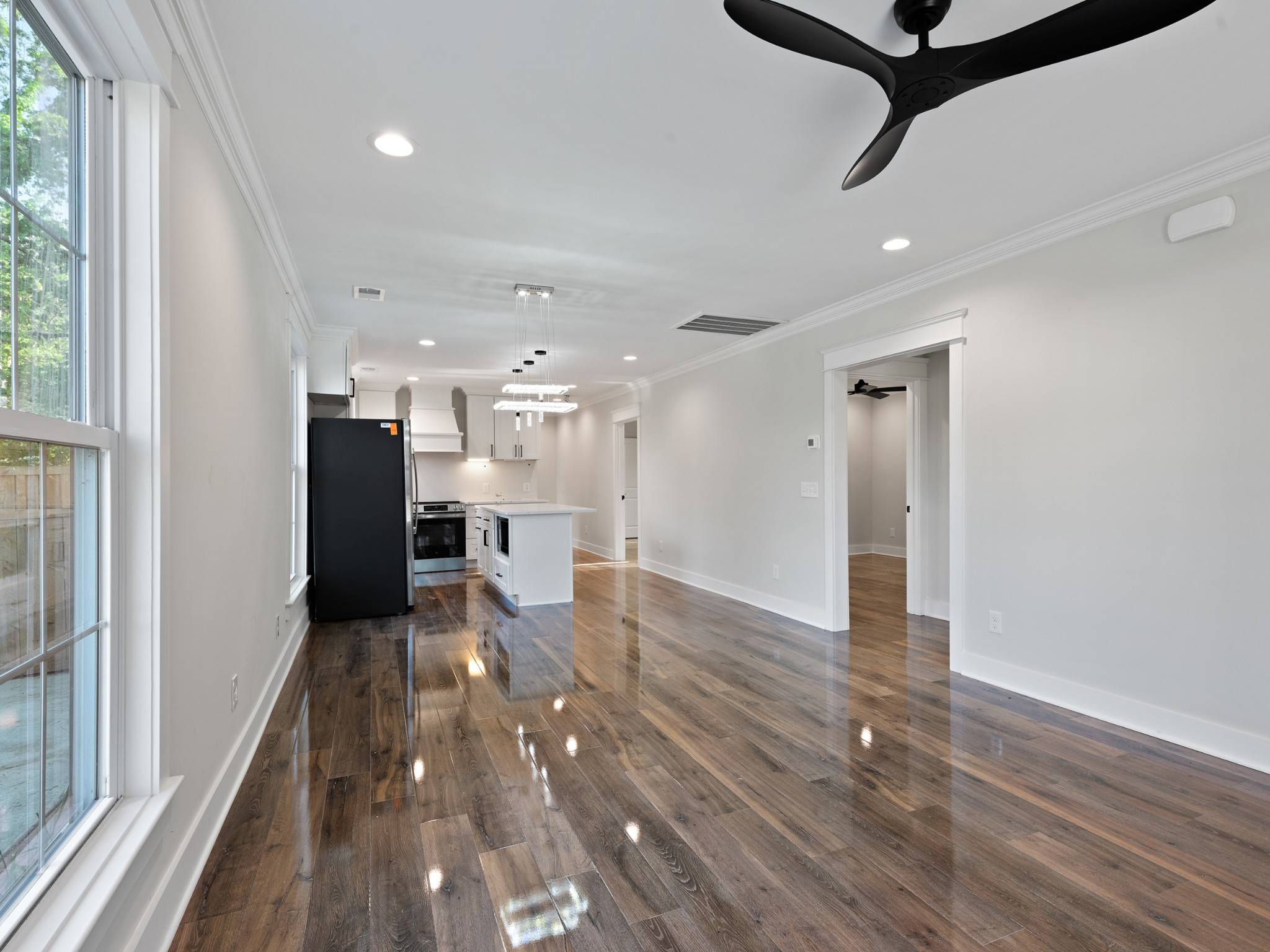 Lewisburg, TN 37091,323 College St