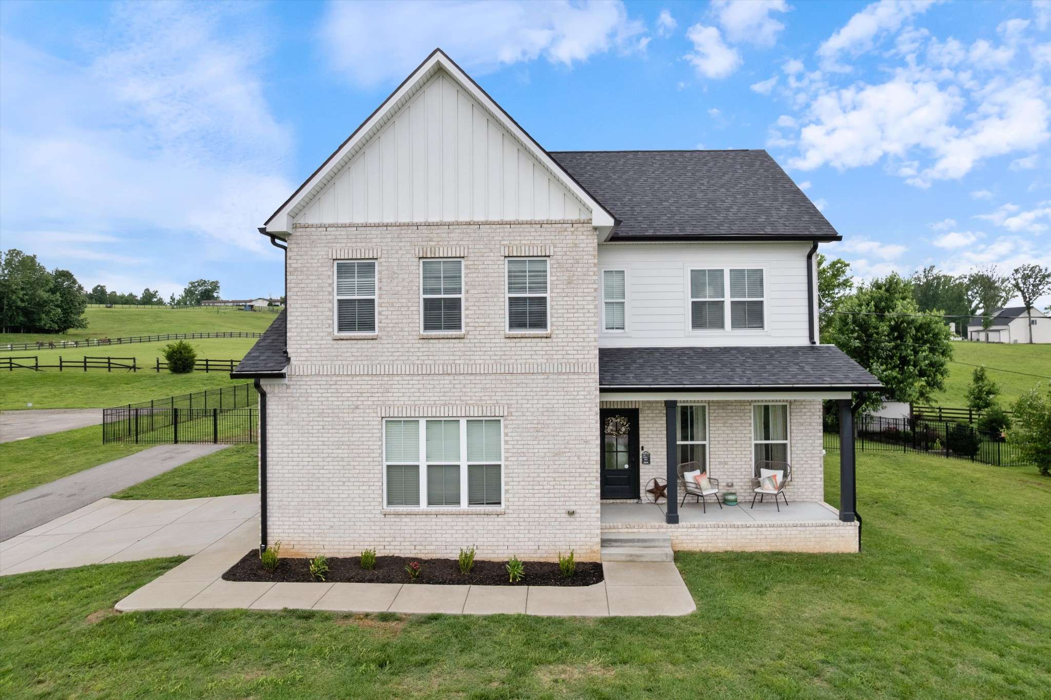 Mount Juliet, TN 37122,1412 Barrett Dr