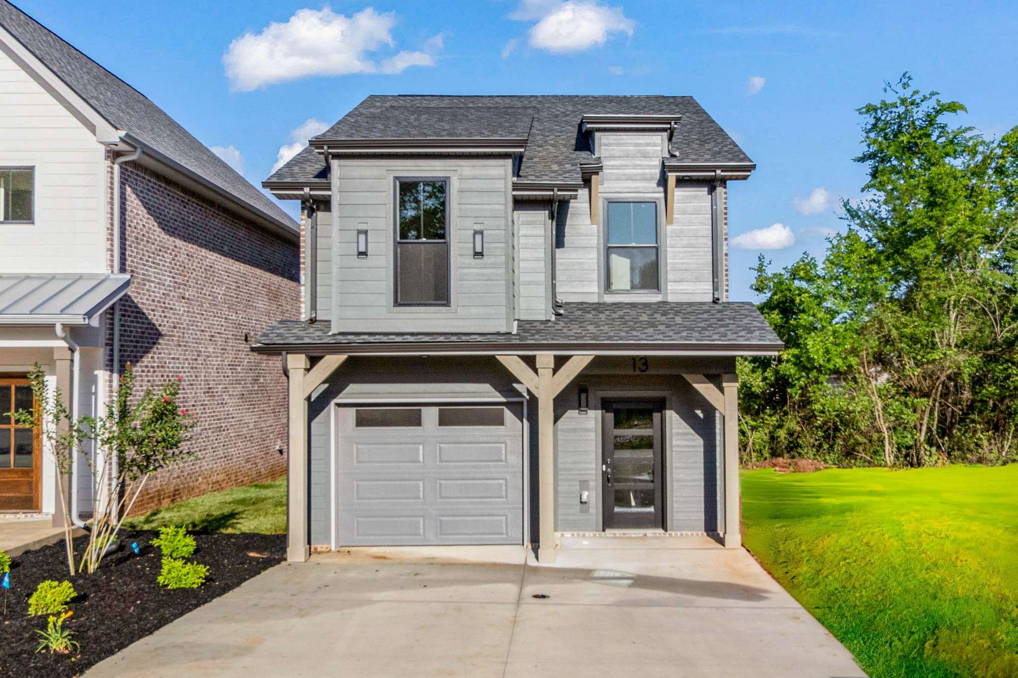 Clarksville, TN 37043,13 Holland Park West