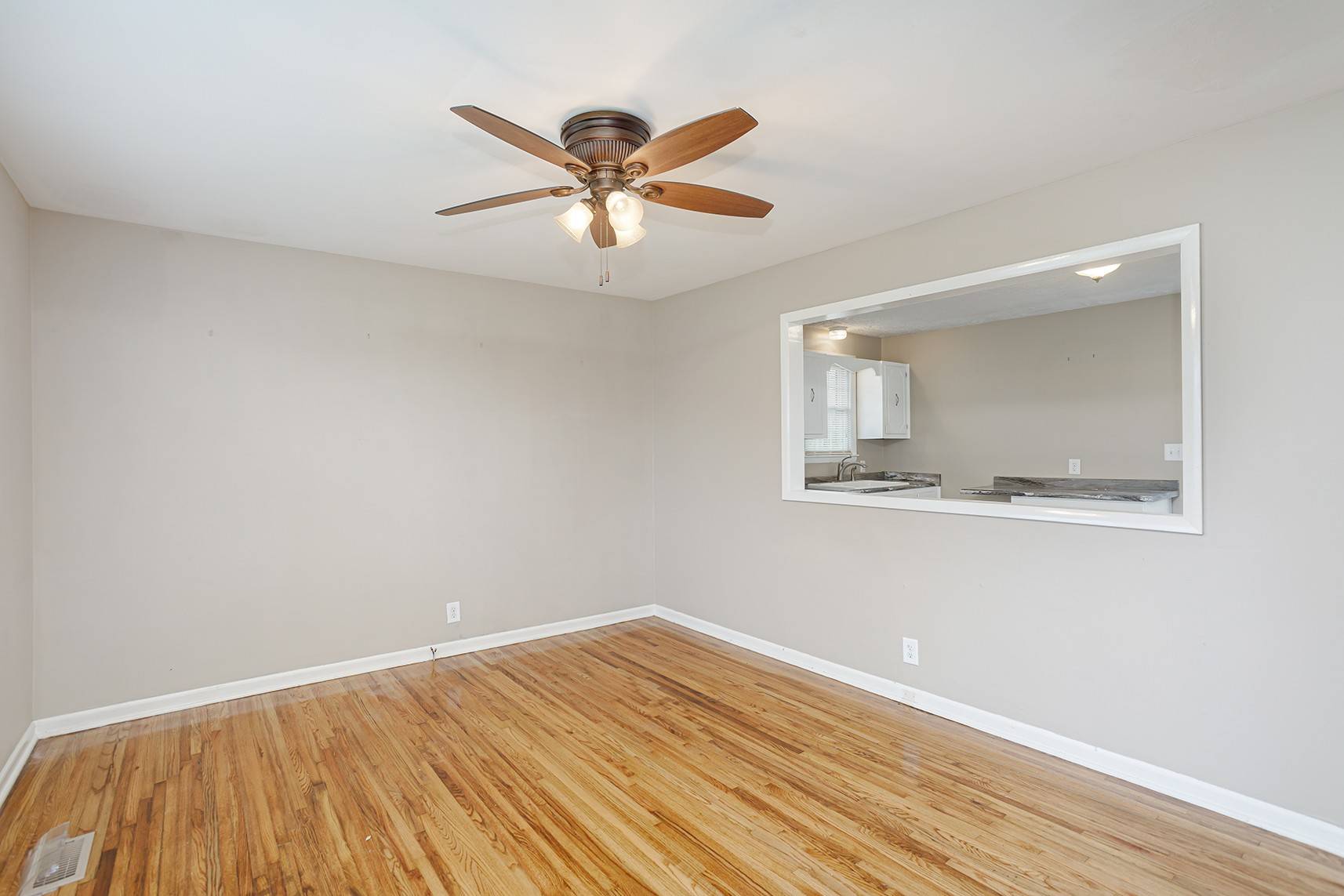 White House, TN 37188,121 Highland Drive