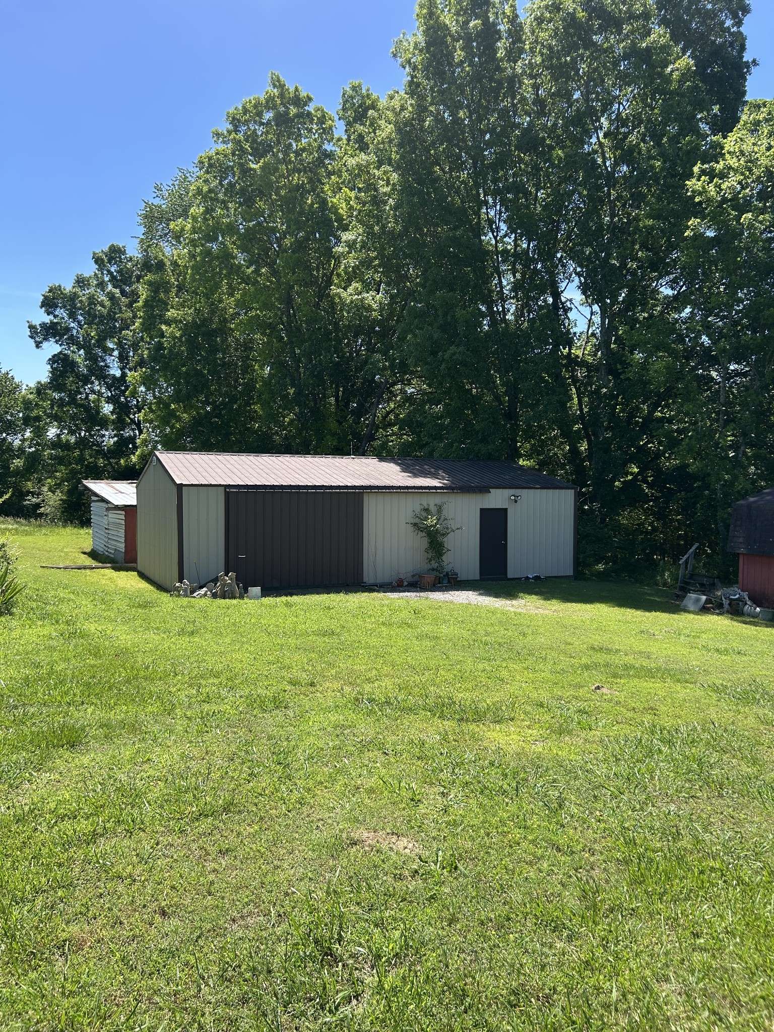 Loretto, TN 38469,236 Beartown Rd