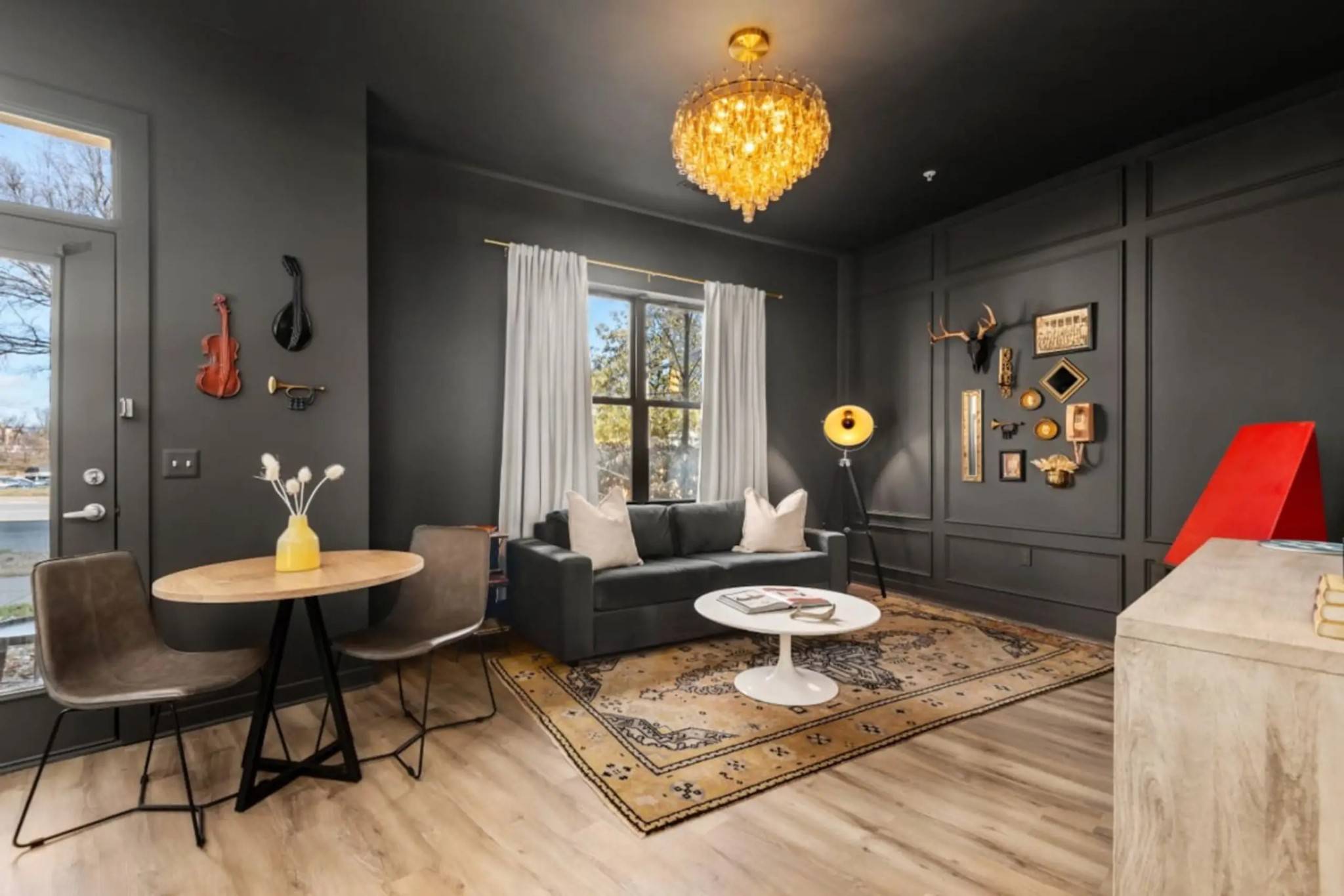 Nashville, TN 37212,1700 Belcourt Ave #103