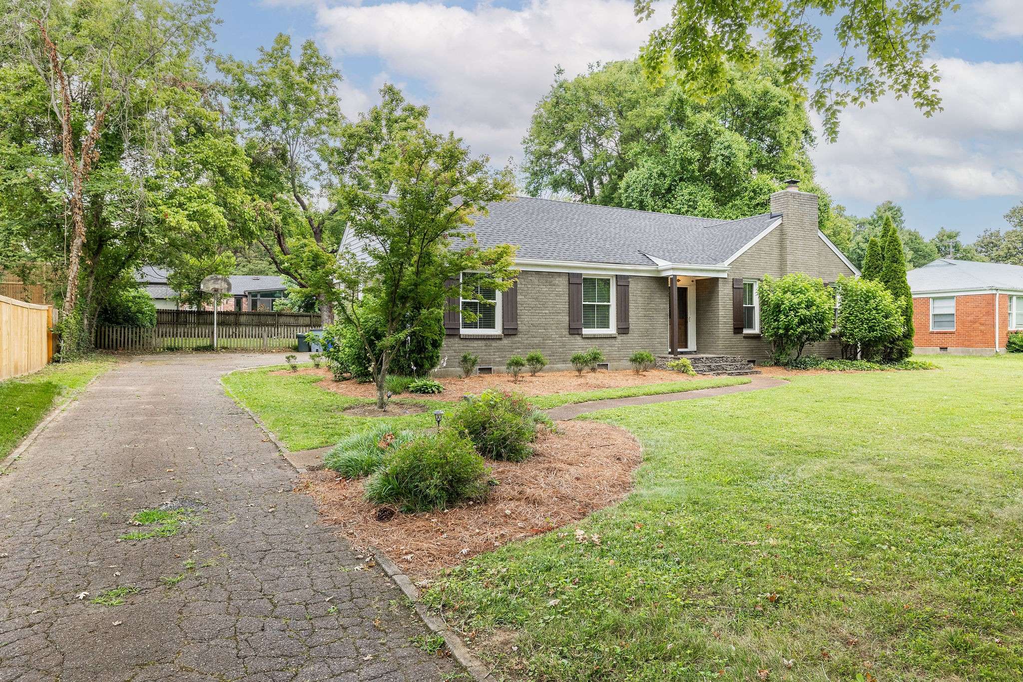 Nashville, TN 37204,3549 Crestridge Dr