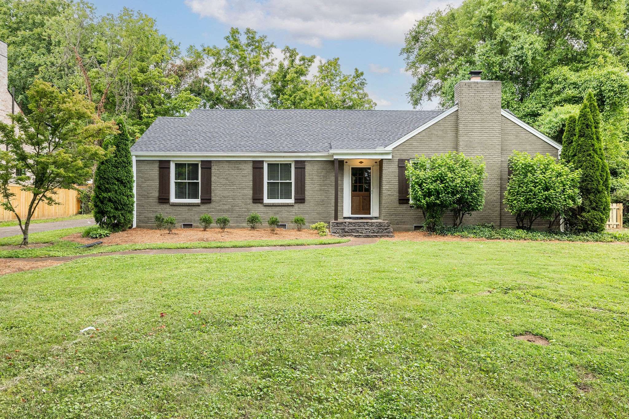 Nashville, TN 37204,3549 Crestridge Dr