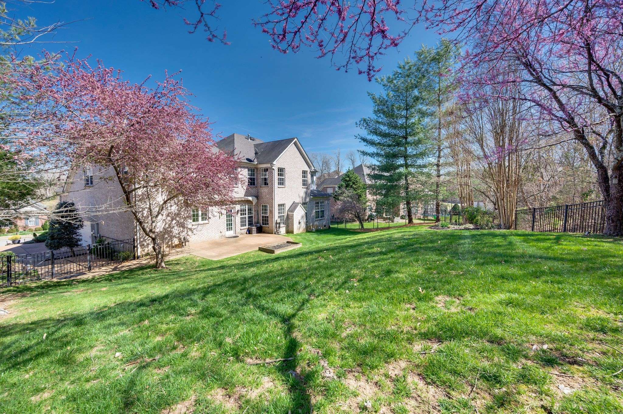 Brentwood, TN 37027,1069 Walnut Bend Lane
