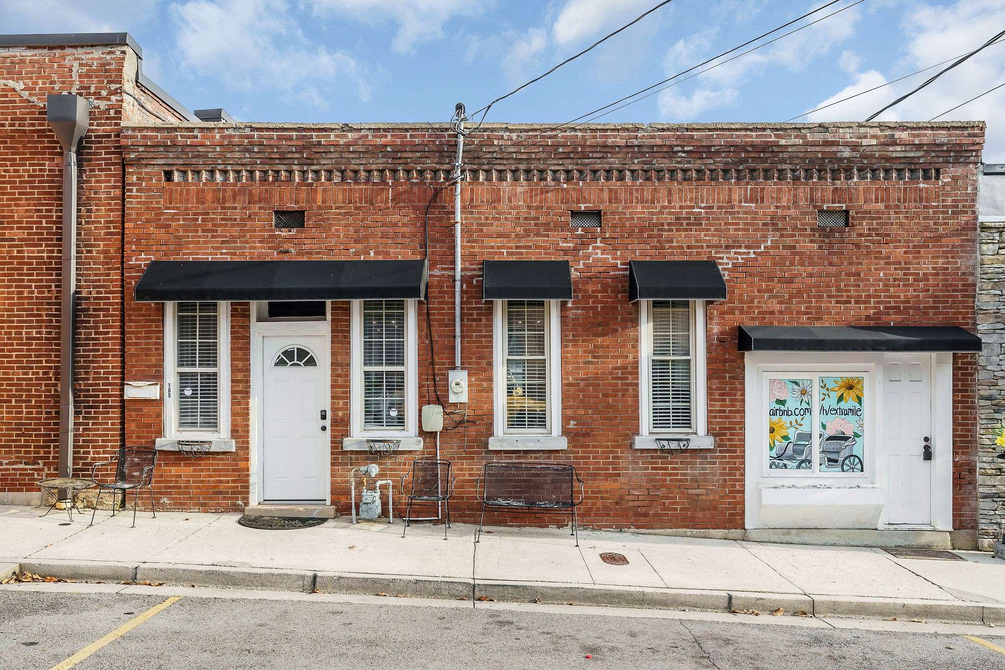 Smithville, TN 37166,105 W Walnut St