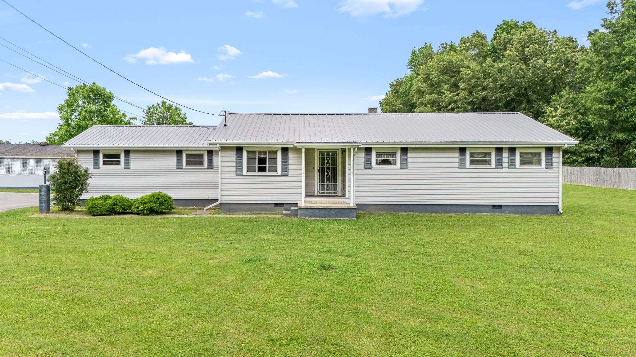 Tullahoma, TN 37388,715 MARBURY ROAD