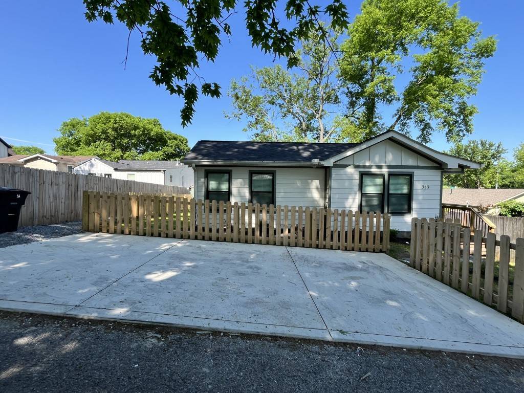 Nashville, TN 37206,717 N 9th St #B