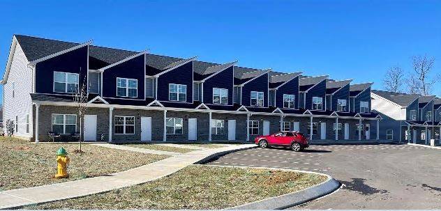 Clarksville, TN 37040,841 Professional Park Dr #209