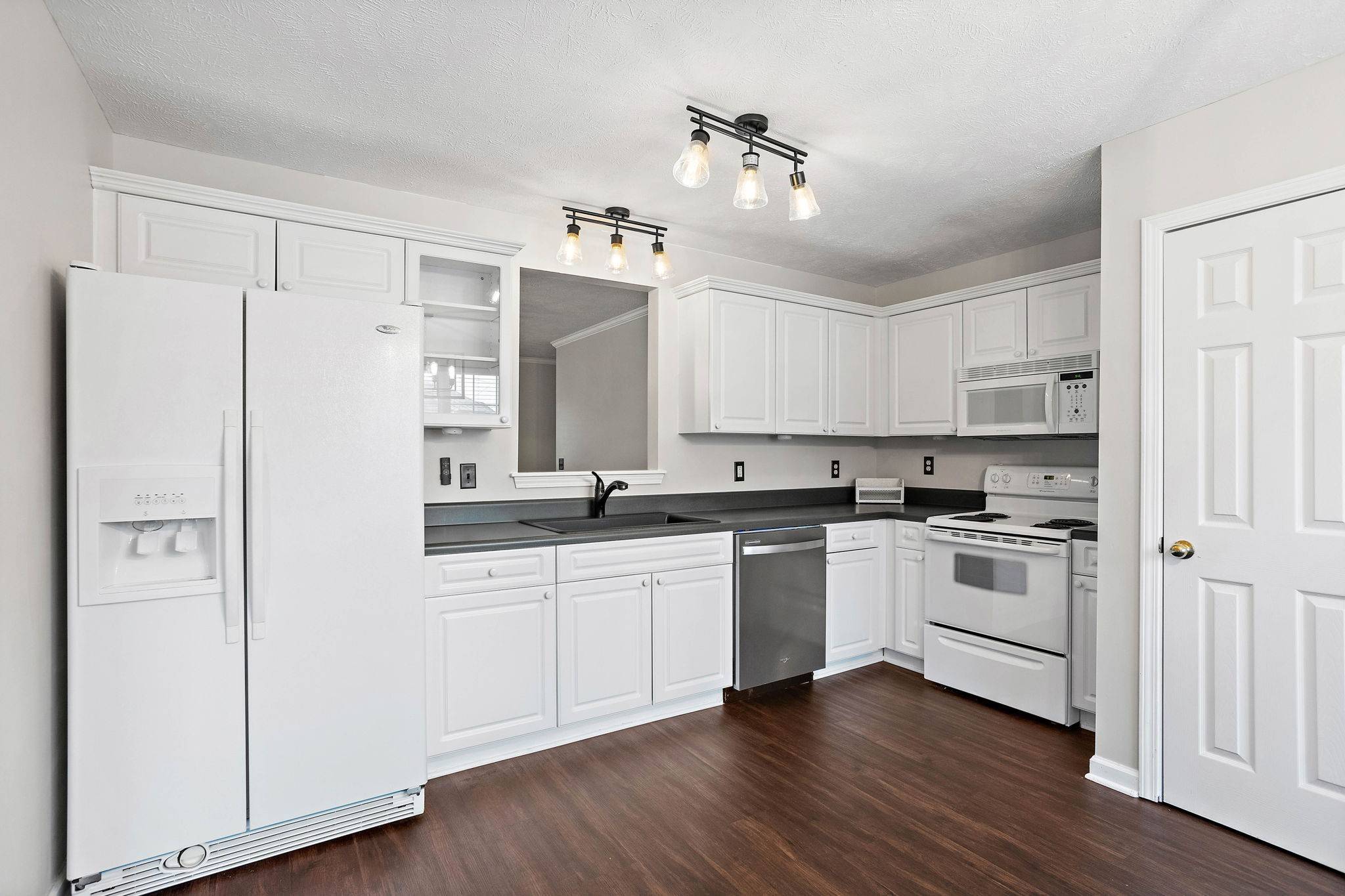 Nashville, TN 37210,2120 Lebanon Pike #115