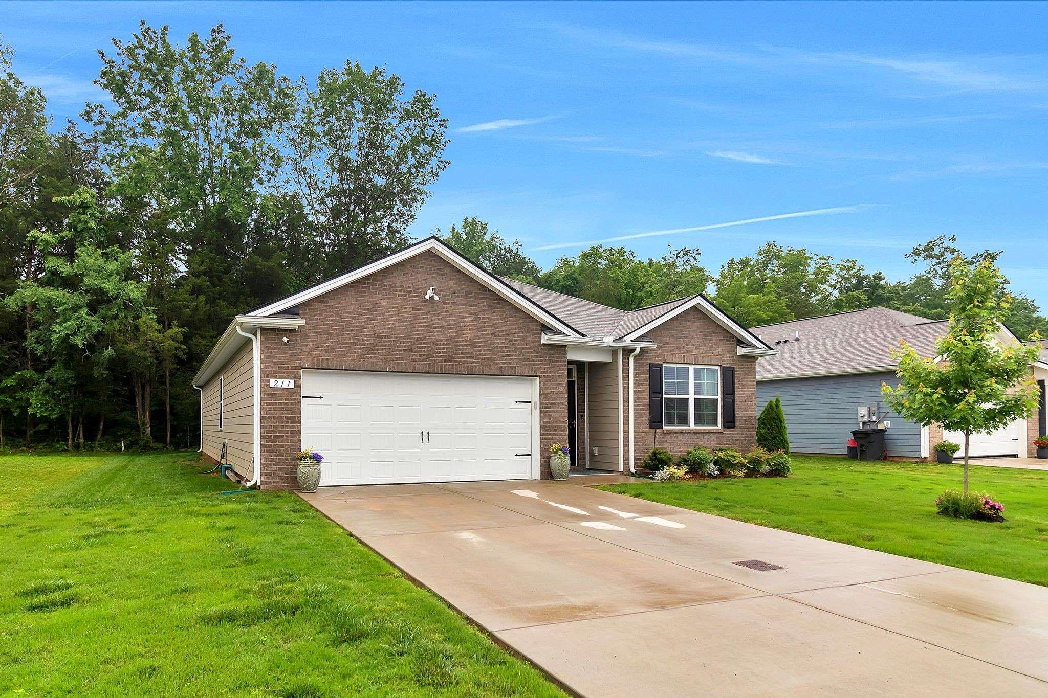 Chapel Hill, TN 37034,211 Addison Ave
