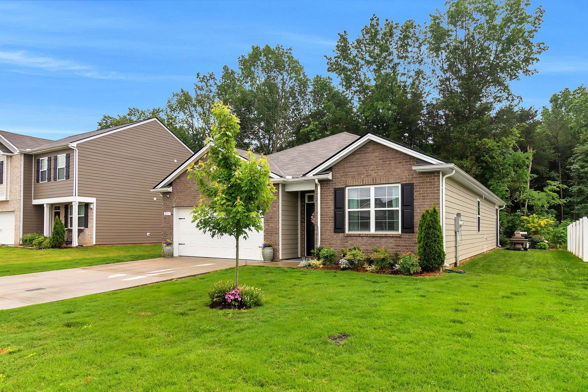 Chapel Hill, TN 37034,211 Addison Ave