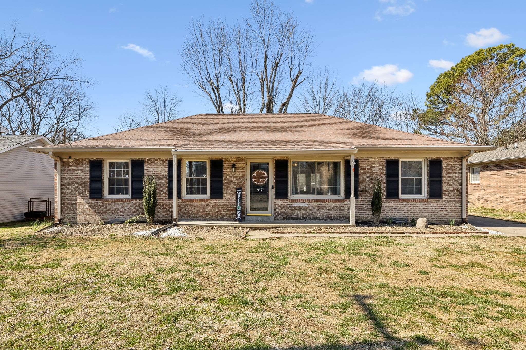 Hopkinsville, KY 42240,917 Springmont Dr
