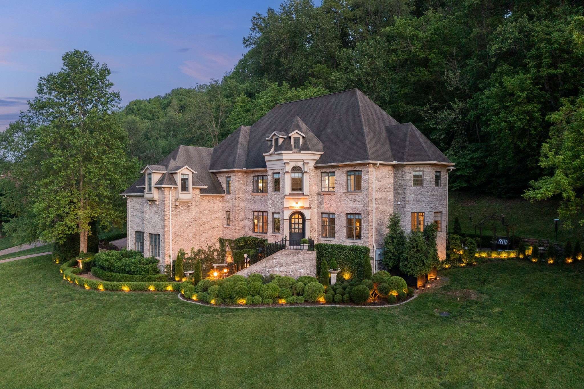 Franklin, TN 37064,1060 Natchez Valley Ln