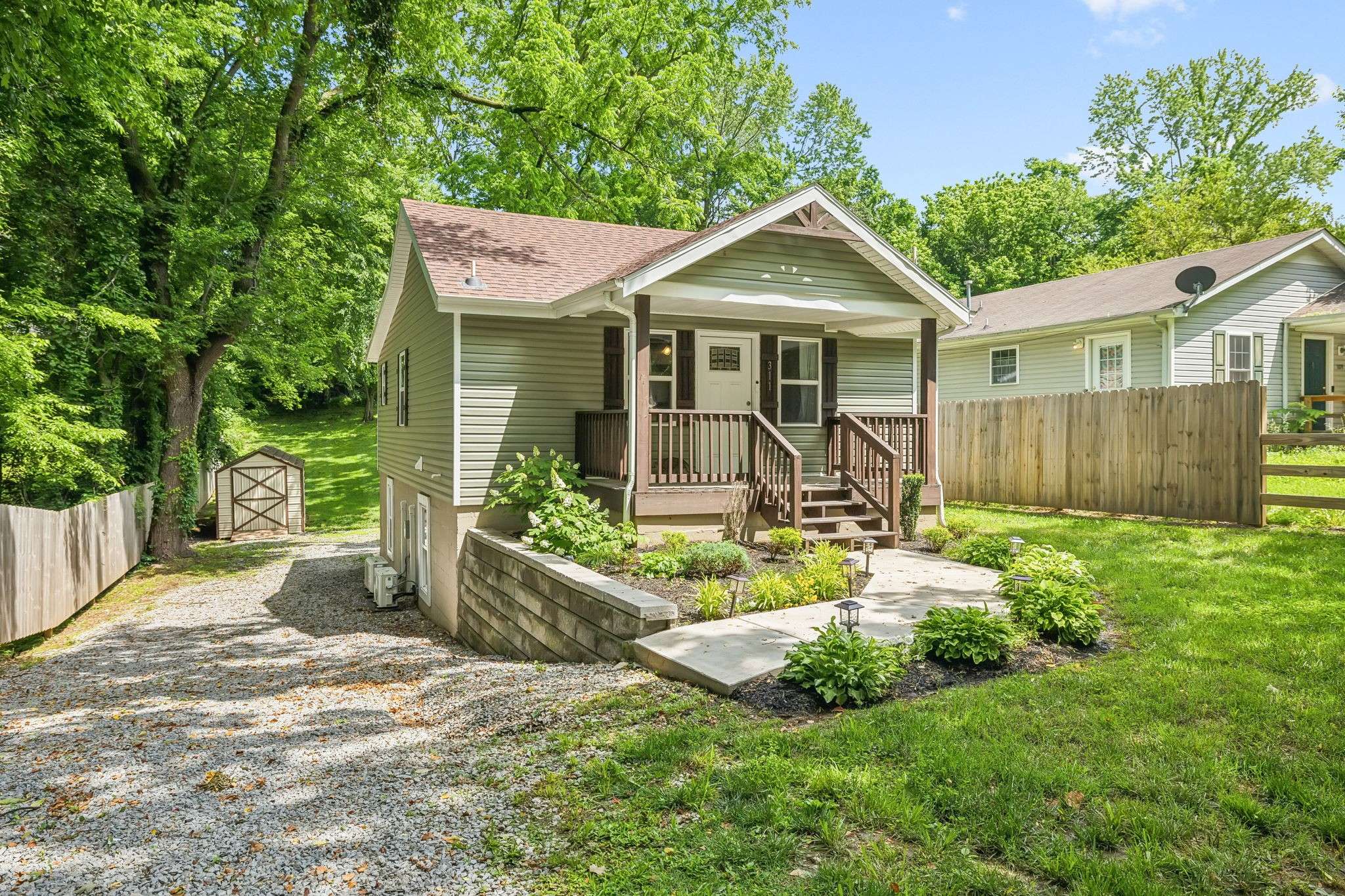 Clarksville, TN 37042,311 Locust St