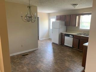 Oak Grove, KY 42262,924 Linda Dr