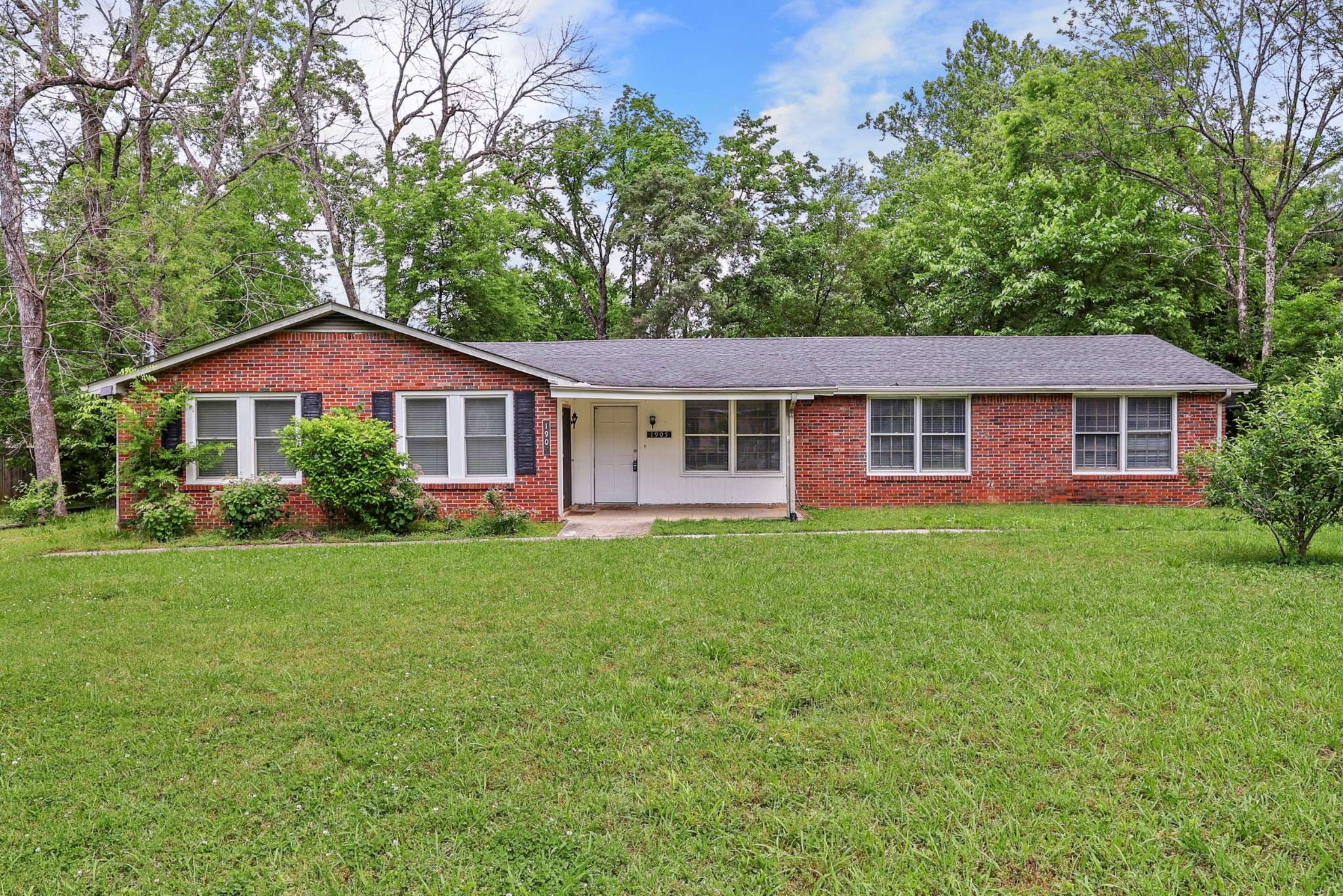 Murfreesboro, TN 37130,1903 Fern Dr #1903-1905