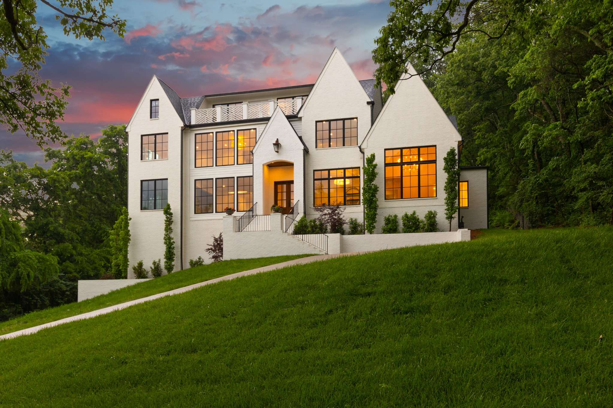 Nashville, TN 37215,4527 Wayland Dr