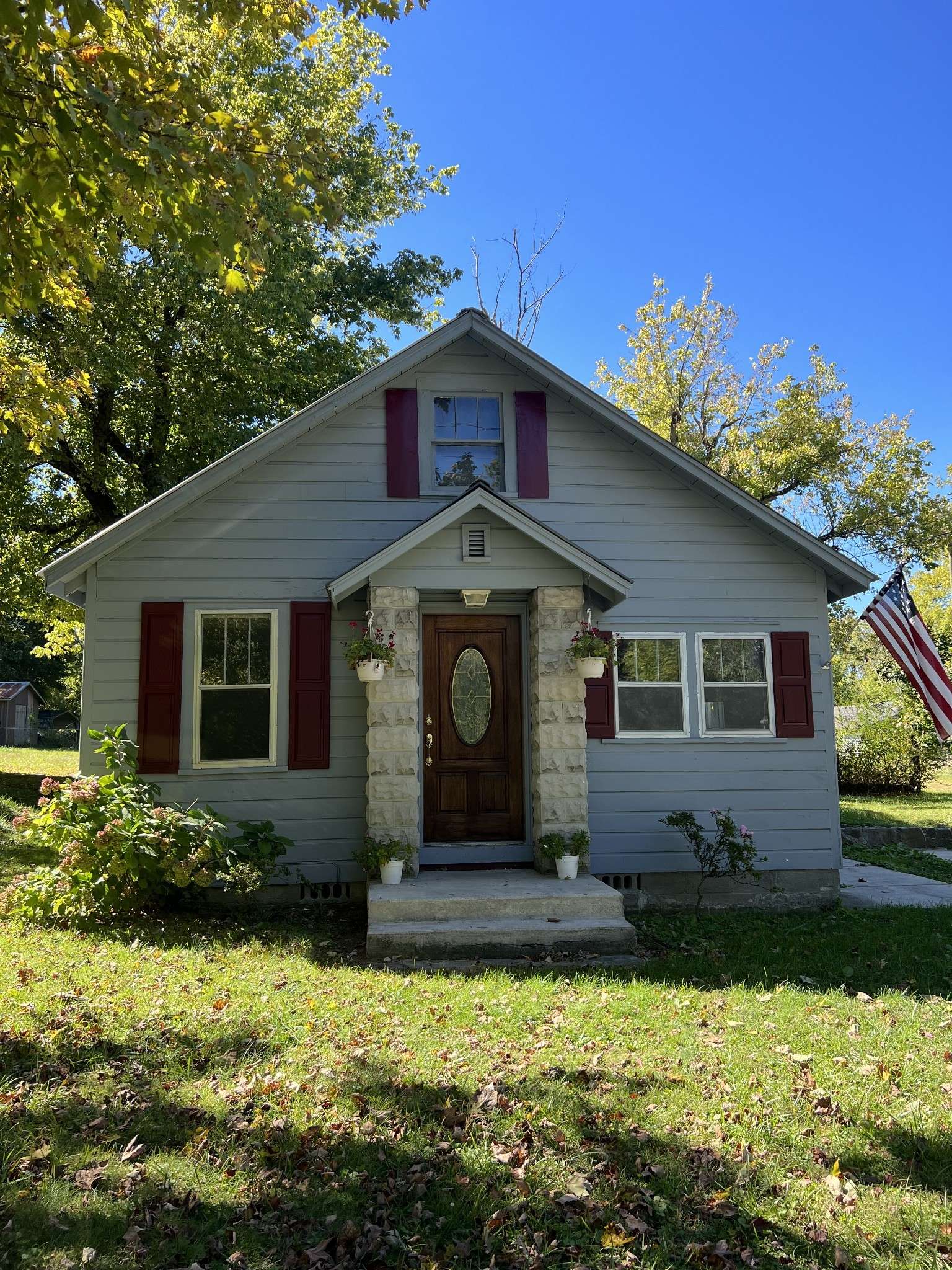 Tracy City, TN 37387,962 3rd St