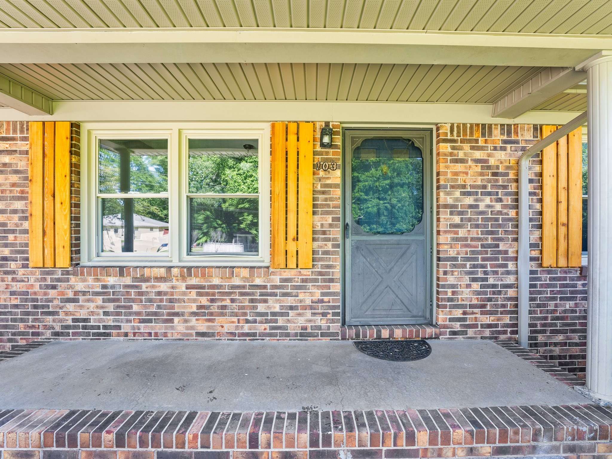 Huntland, TN 37345,103 Cedar St