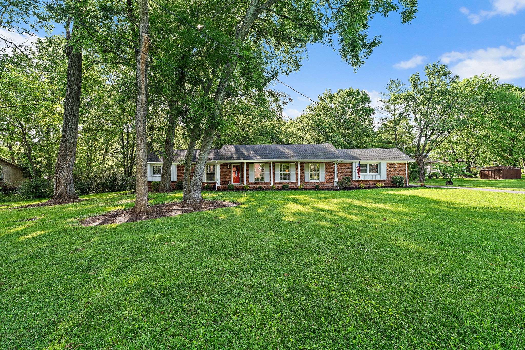Brentwood, TN 37027,1518 Lipscomb Dr