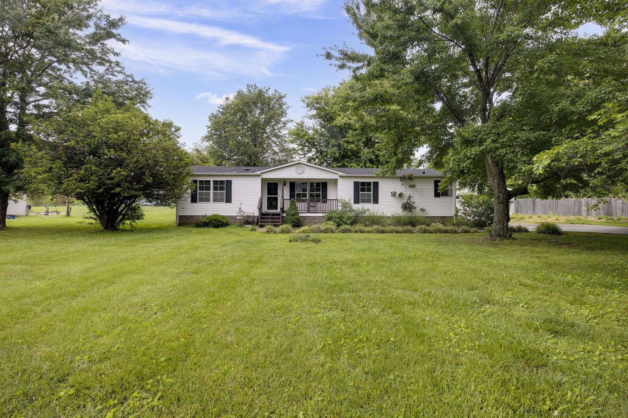 Cross Plains, TN 37049,5661 Dixon Rd