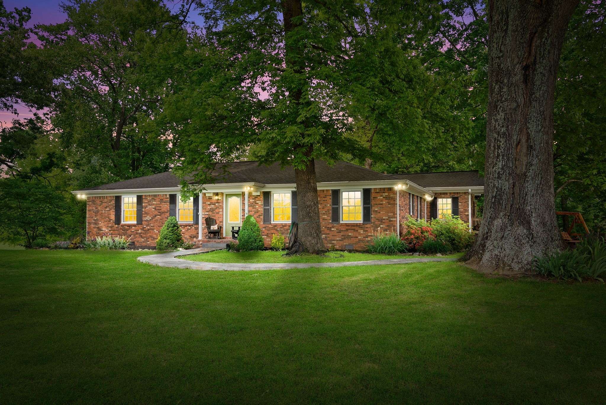 Hopkinsville, KY 42240,1711 Lovers Ln