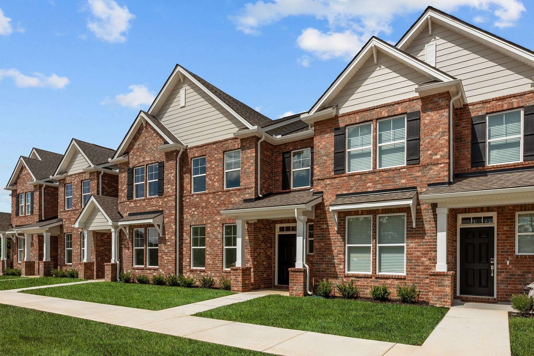 Murfreesboro, TN 37130,2900 Suzanne Landon Drive #E3