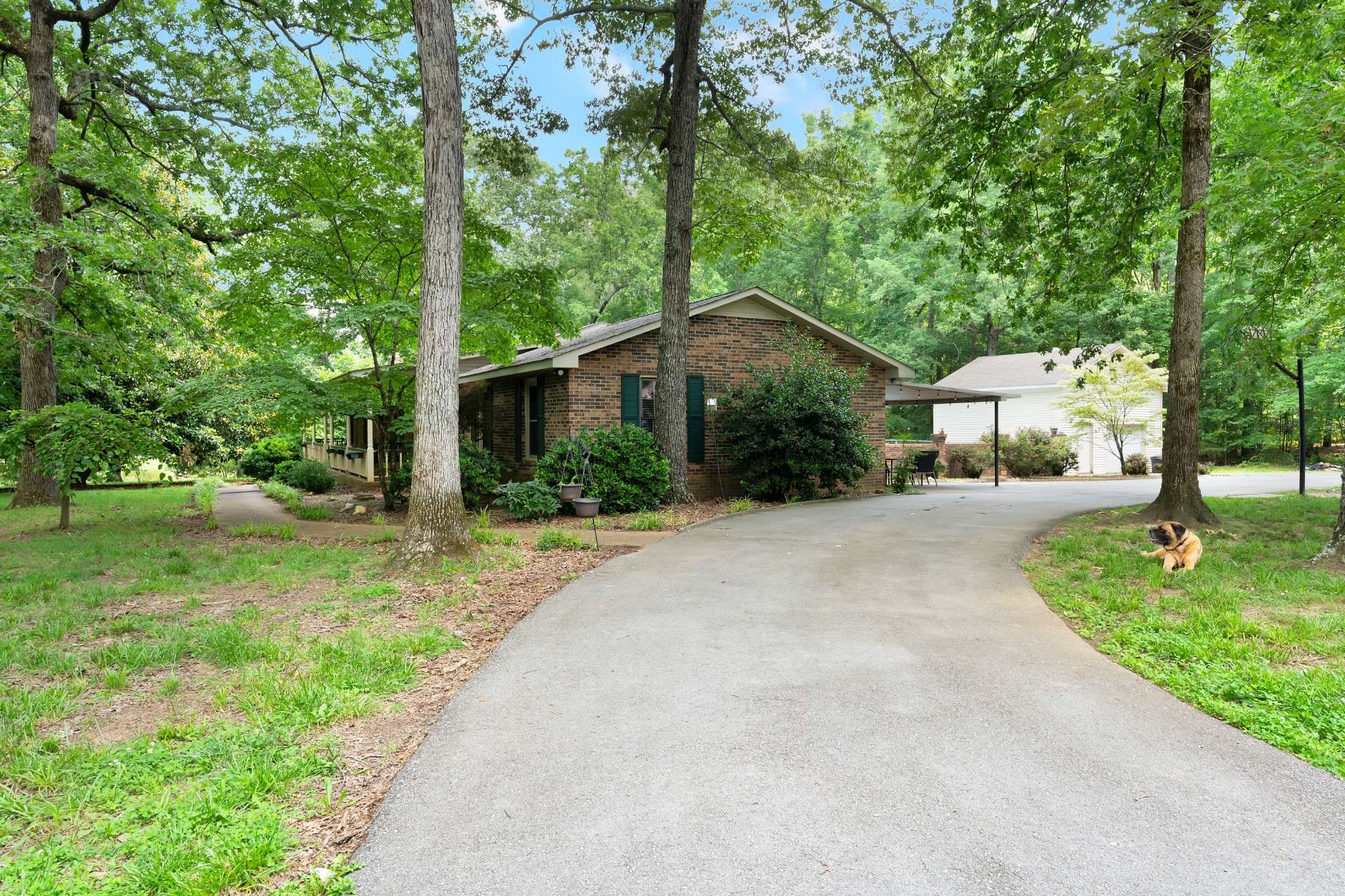 Winchester, TN 37398,142 Dry Creek Ln