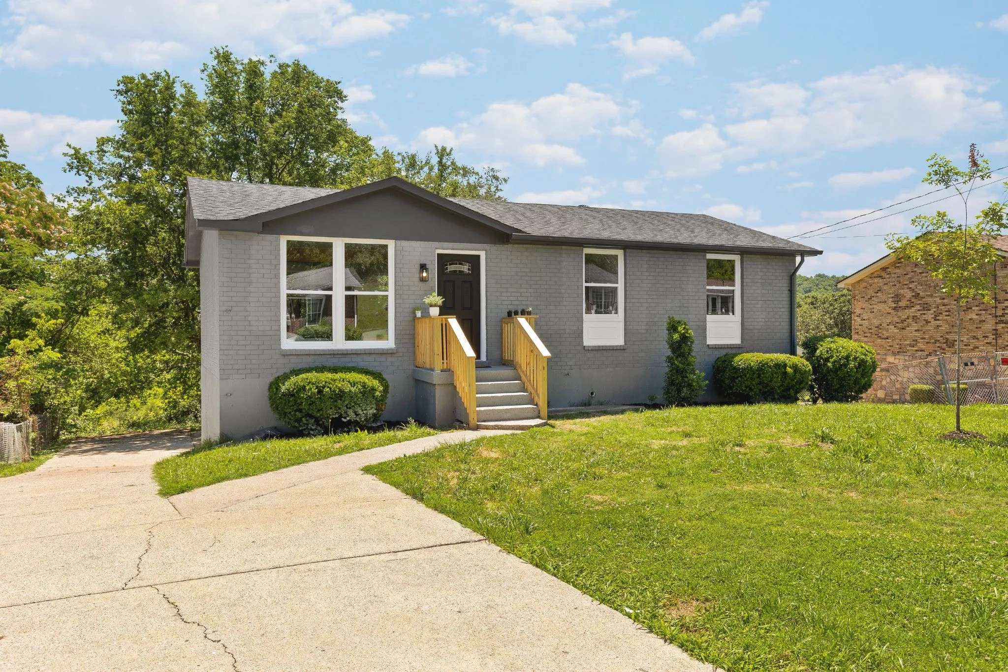 Nashville, TN 37218,373 Kingview Dr