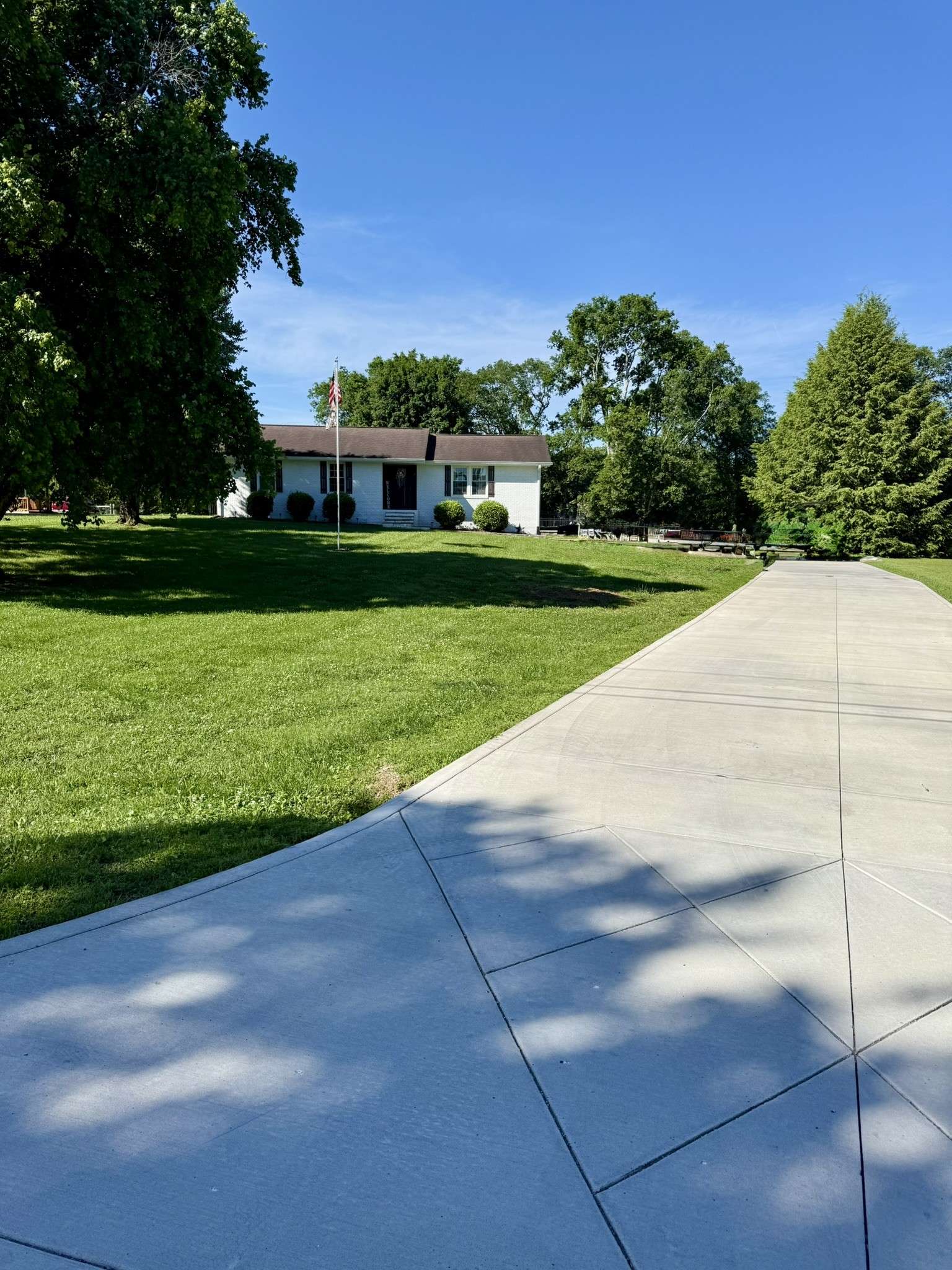 Castalian Springs, TN 37031,1006 Indian Trl