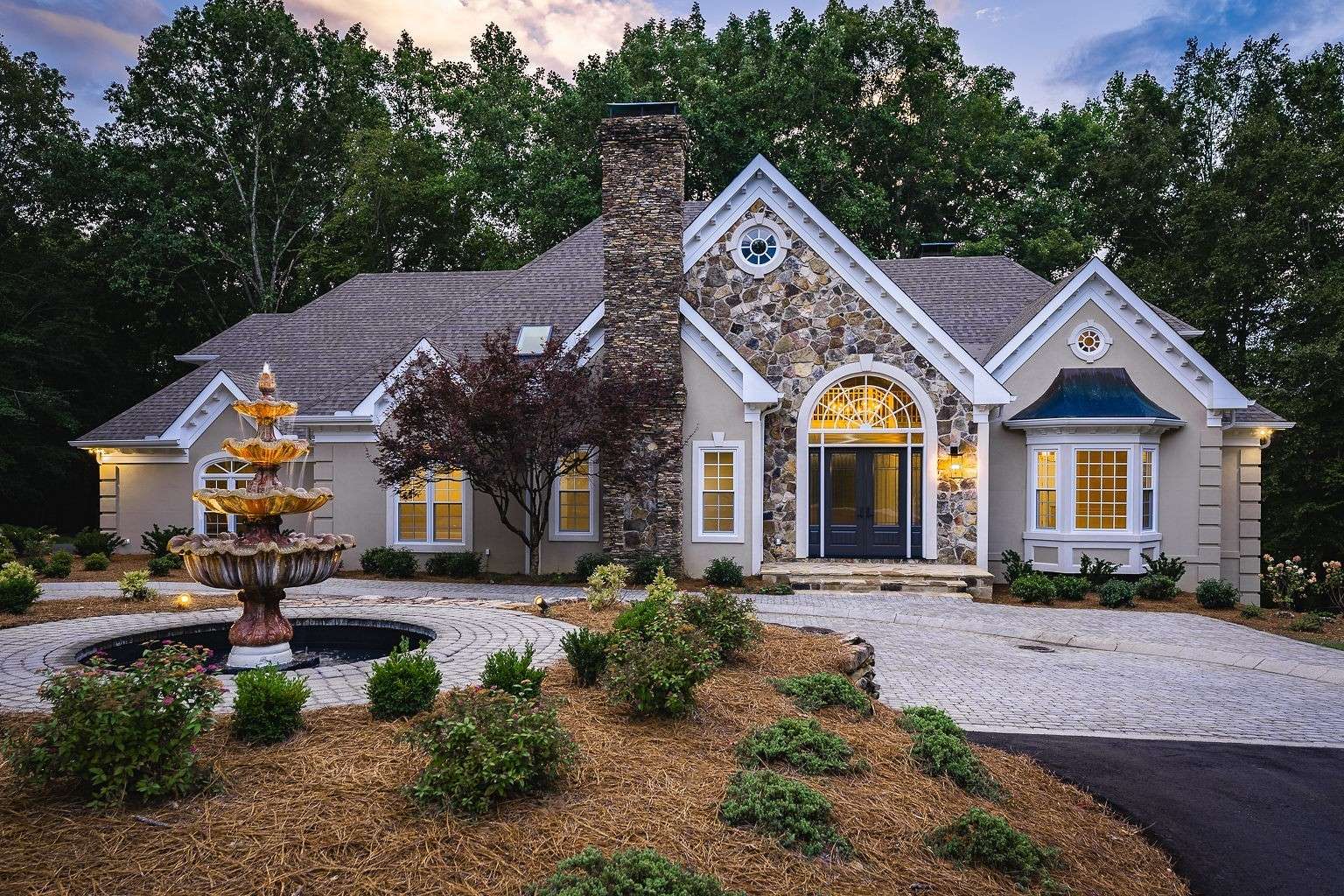 Mcminnville, TN 37110,250 W Laurel Ave