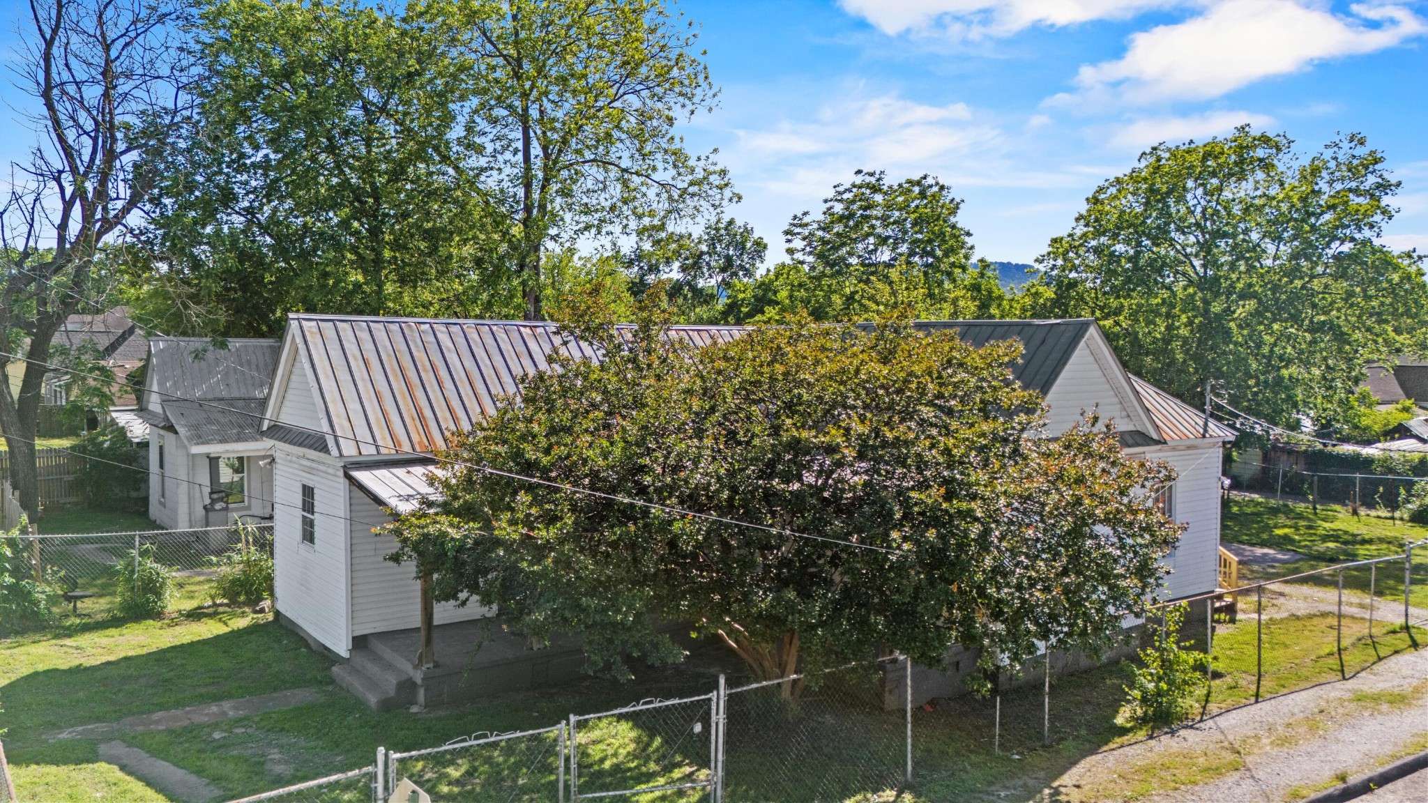 Chattanooga, TN 37404,1601 S Willow Street